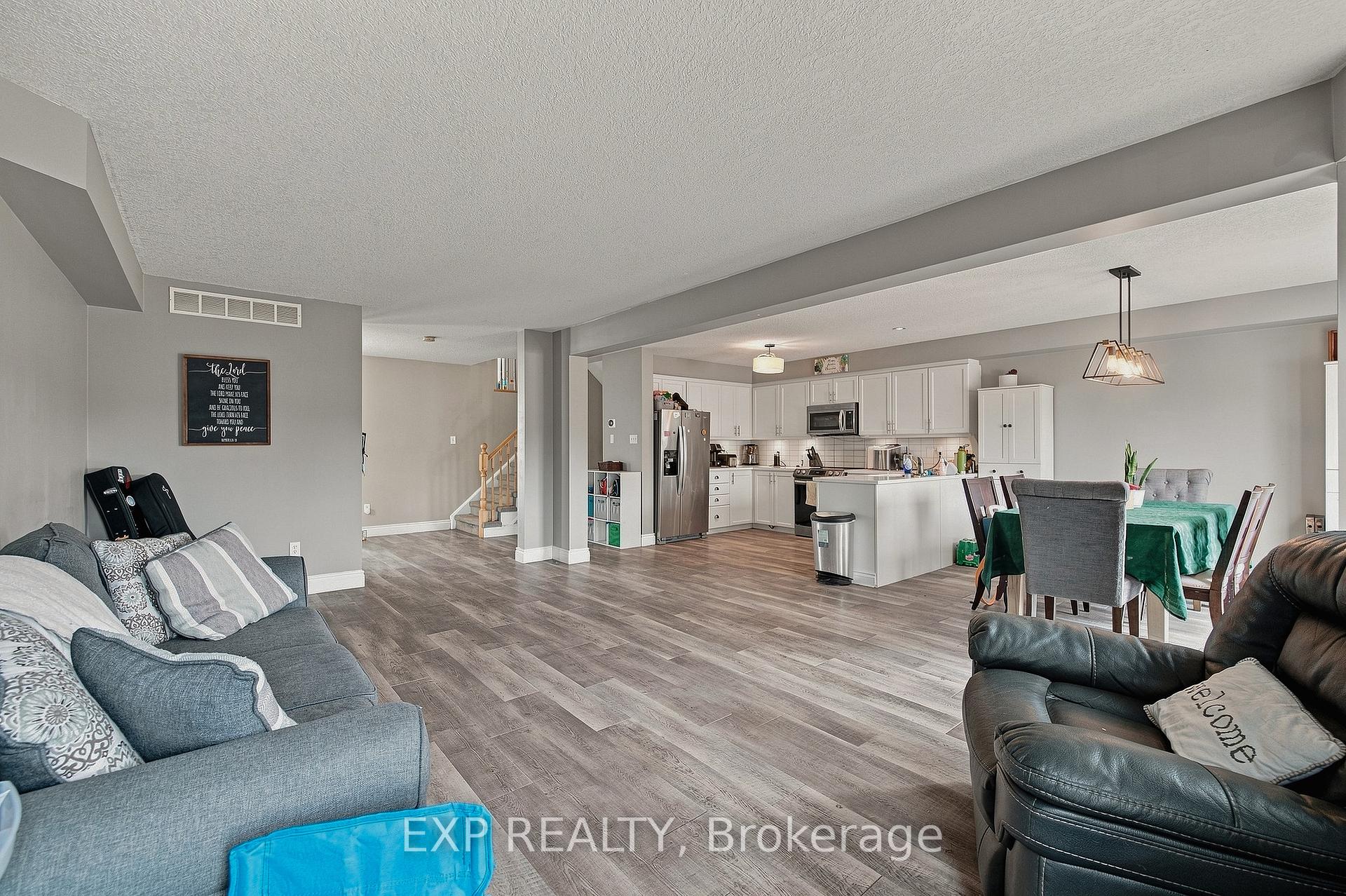 Photo 6 of 742 Rogers Road, North Perth, Listowel — HOMEH
