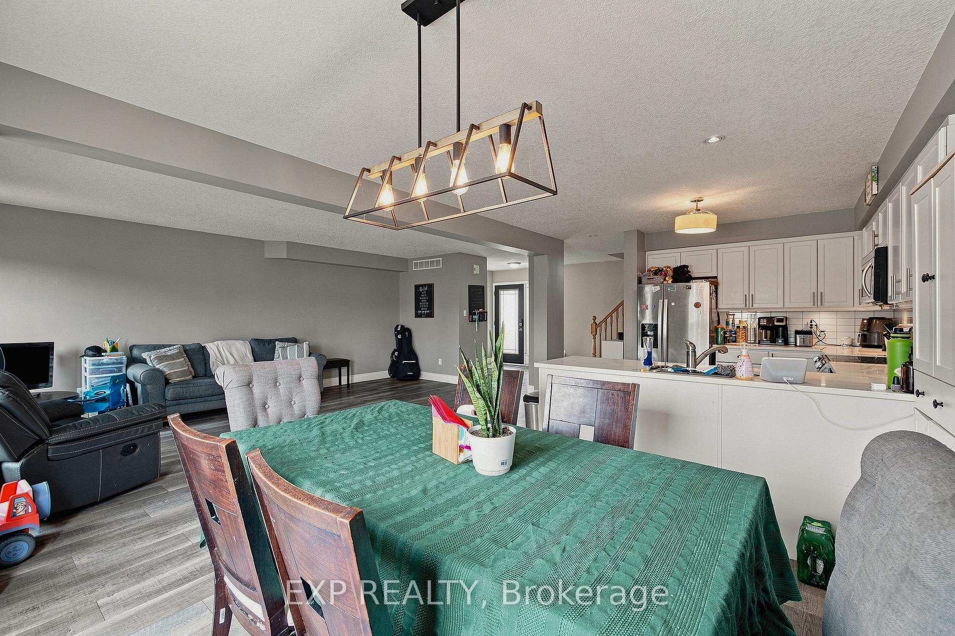 Photo 11 of 742 Rogers Road, North Perth, Listowel — HOMEH