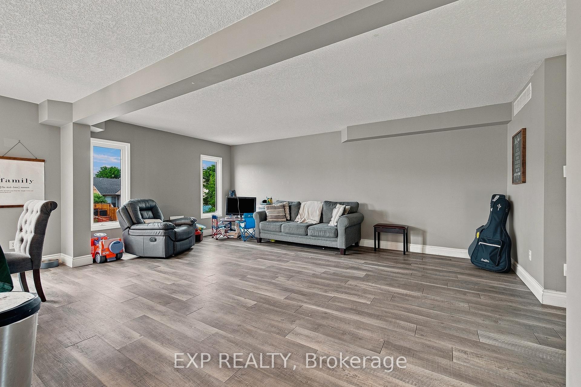 Photo 12 of 742 Rogers Road, North Perth, Listowel — HOMEH