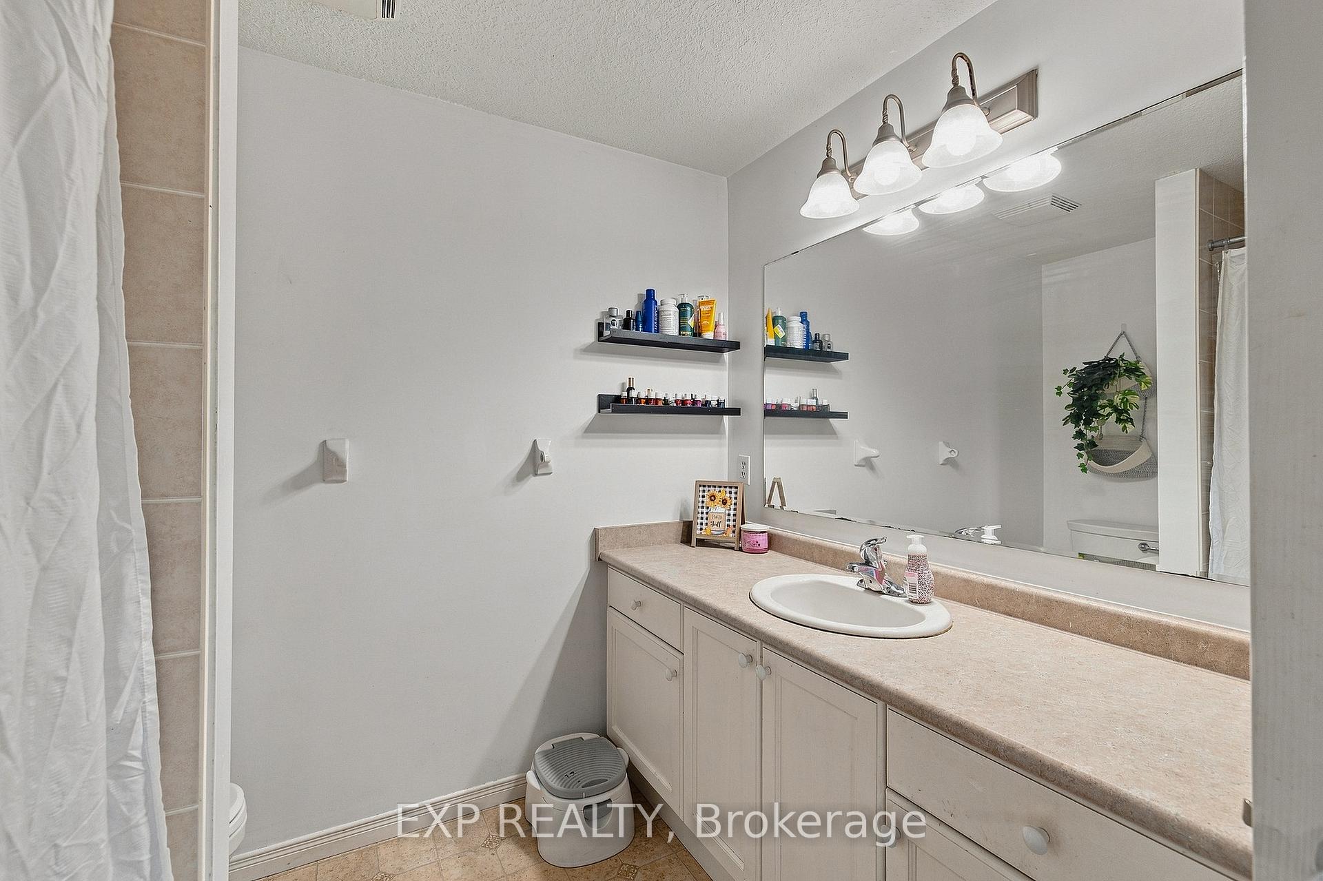 Photo 21 of 742 Rogers Road, North Perth, Listowel — HOMEH