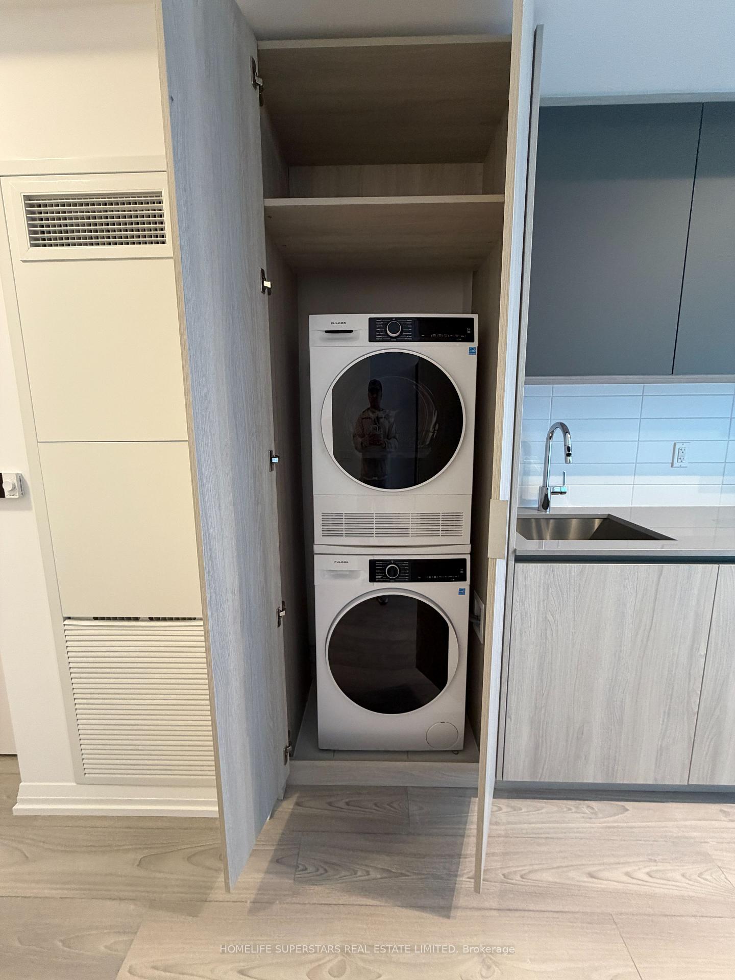 Photo 4 of Unit 2202, 400 King Street, Toronto, Waterfront Communities — HOMEH
