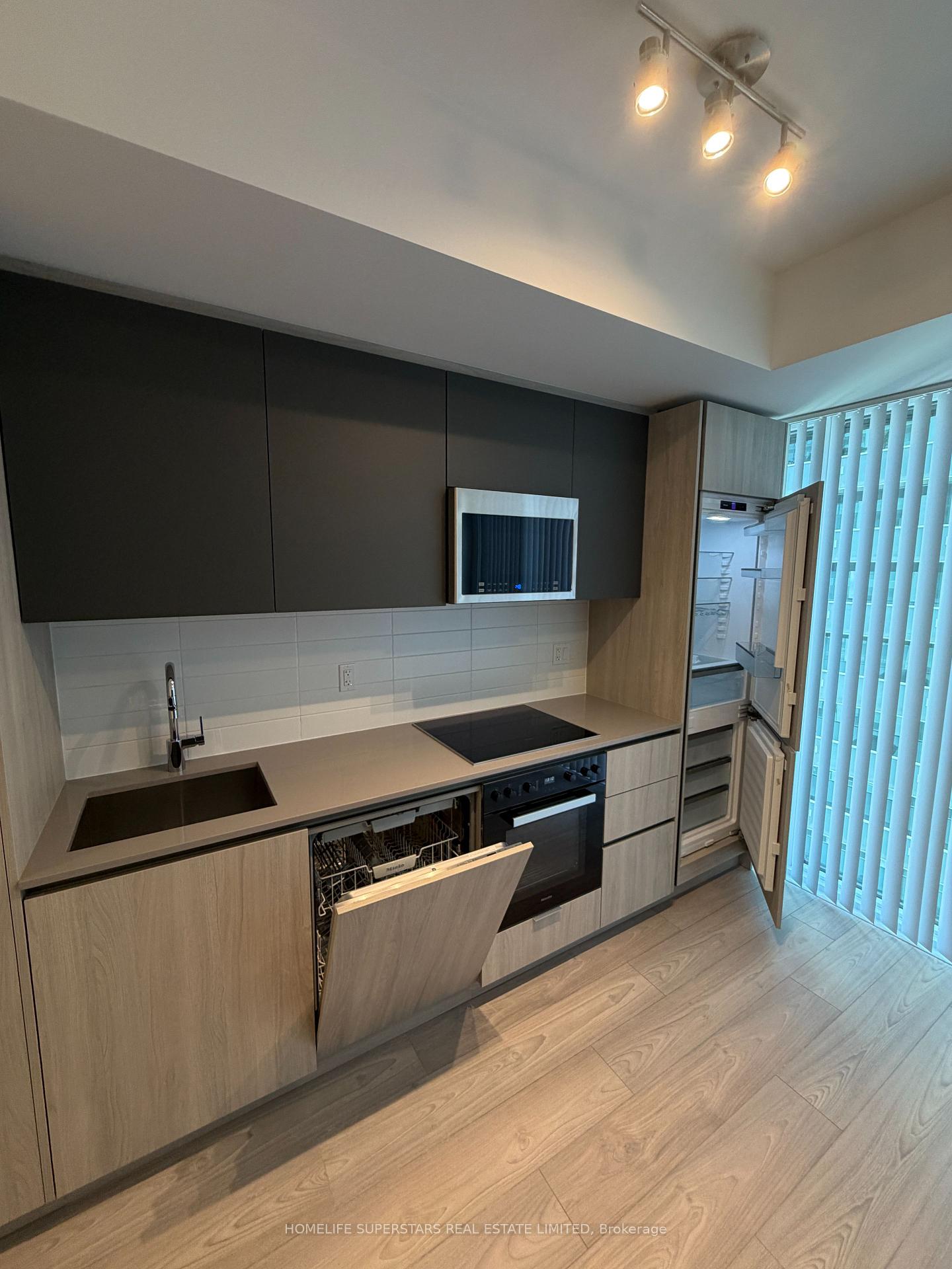Photo 6 of Unit 2202, 400 King Street, Toronto, Waterfront Communities — HOMEH
