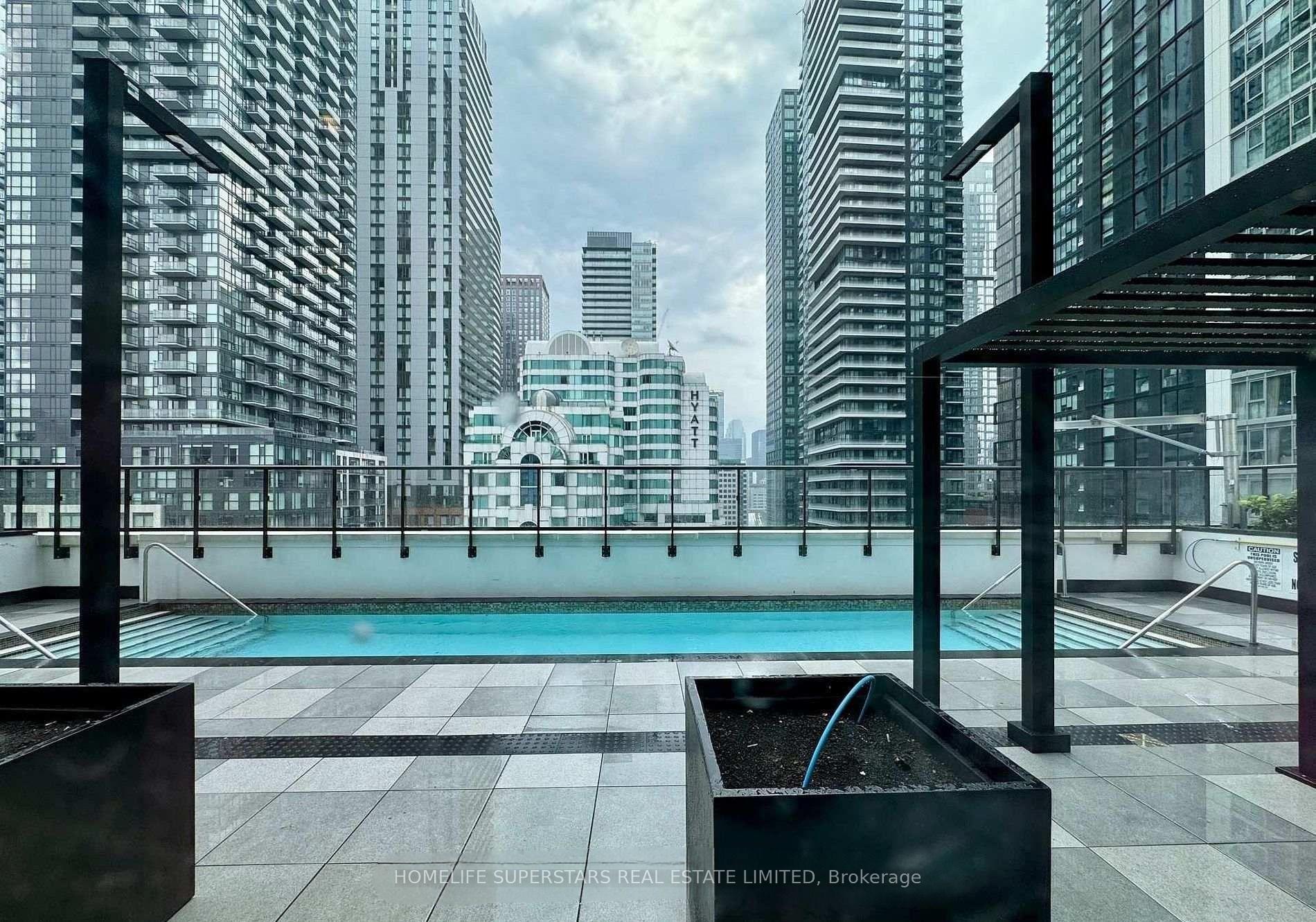 Photo 15 of Unit 2202, 400 King Street, Toronto, Waterfront Communities — HOMEH