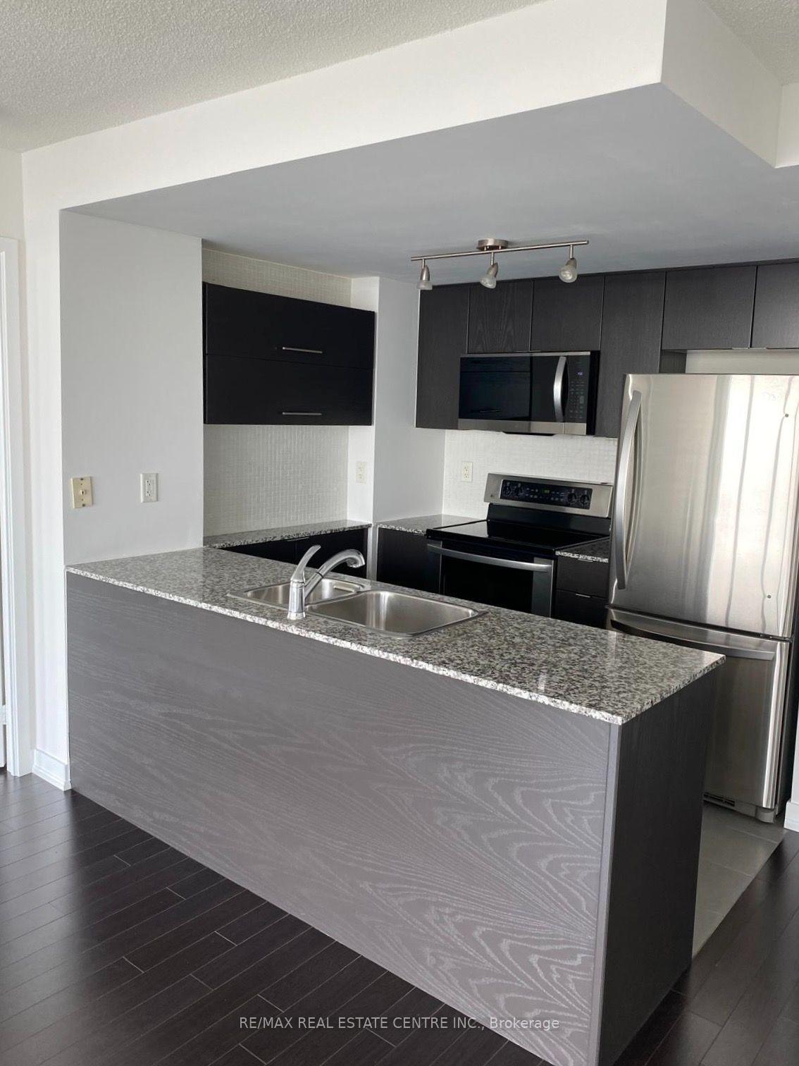 Photo 12 of 15 Fort York Boulevard, Toronto, Waterfront Communities — HOMEH