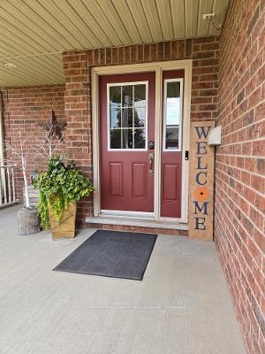 Photo 2 of 5 Fairfield Drive, Stratford — HOMEH