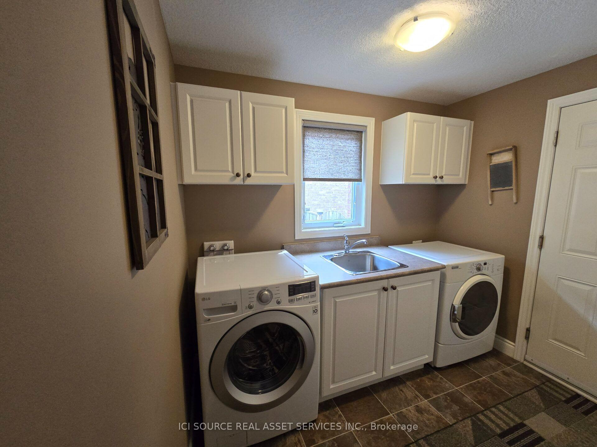 Photo 10 of 5 Fairfield Drive, Stratford — HOMEH