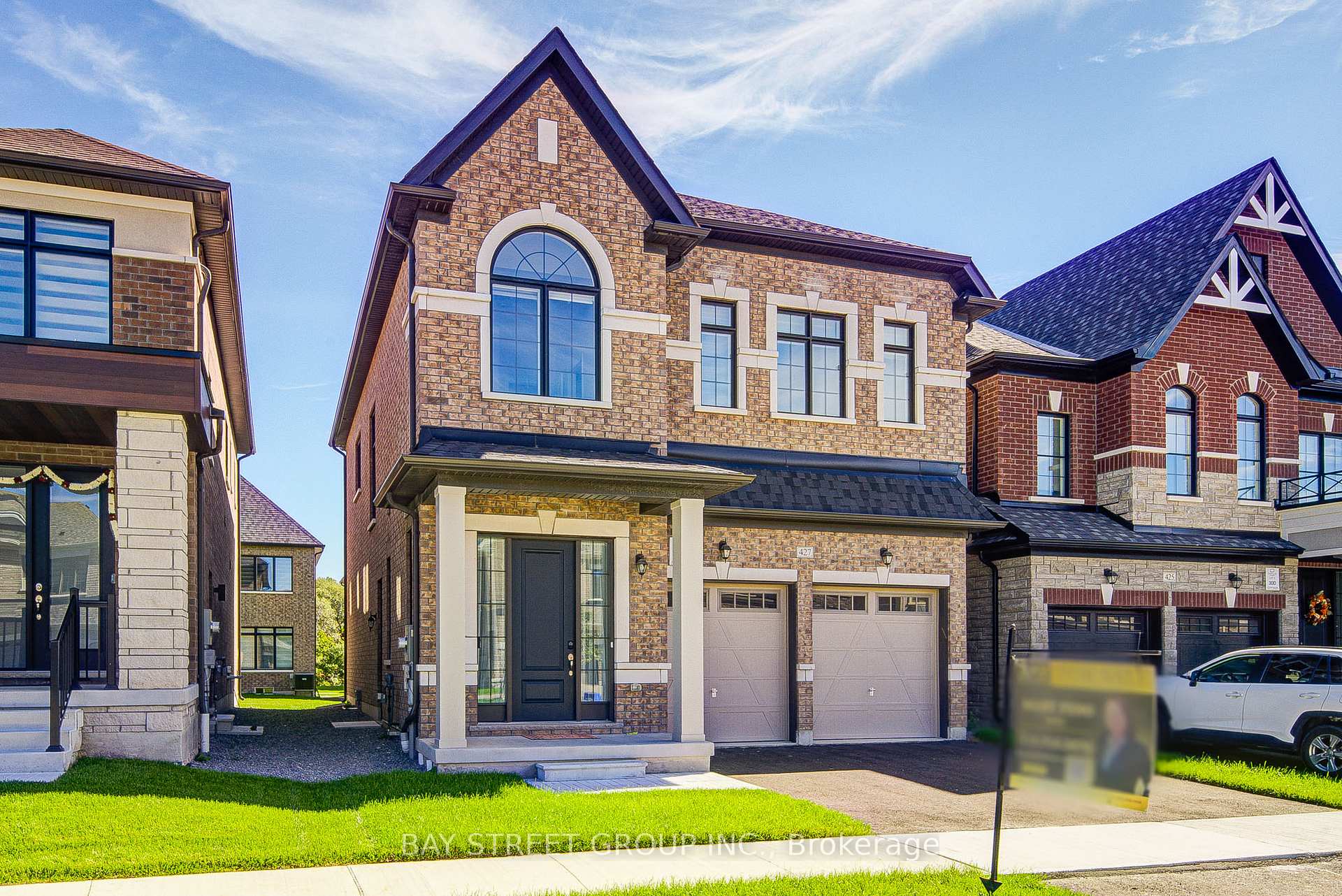 Photo 3 of 427 Coronation Road, Whitby, Rural Whitby — HOMEH