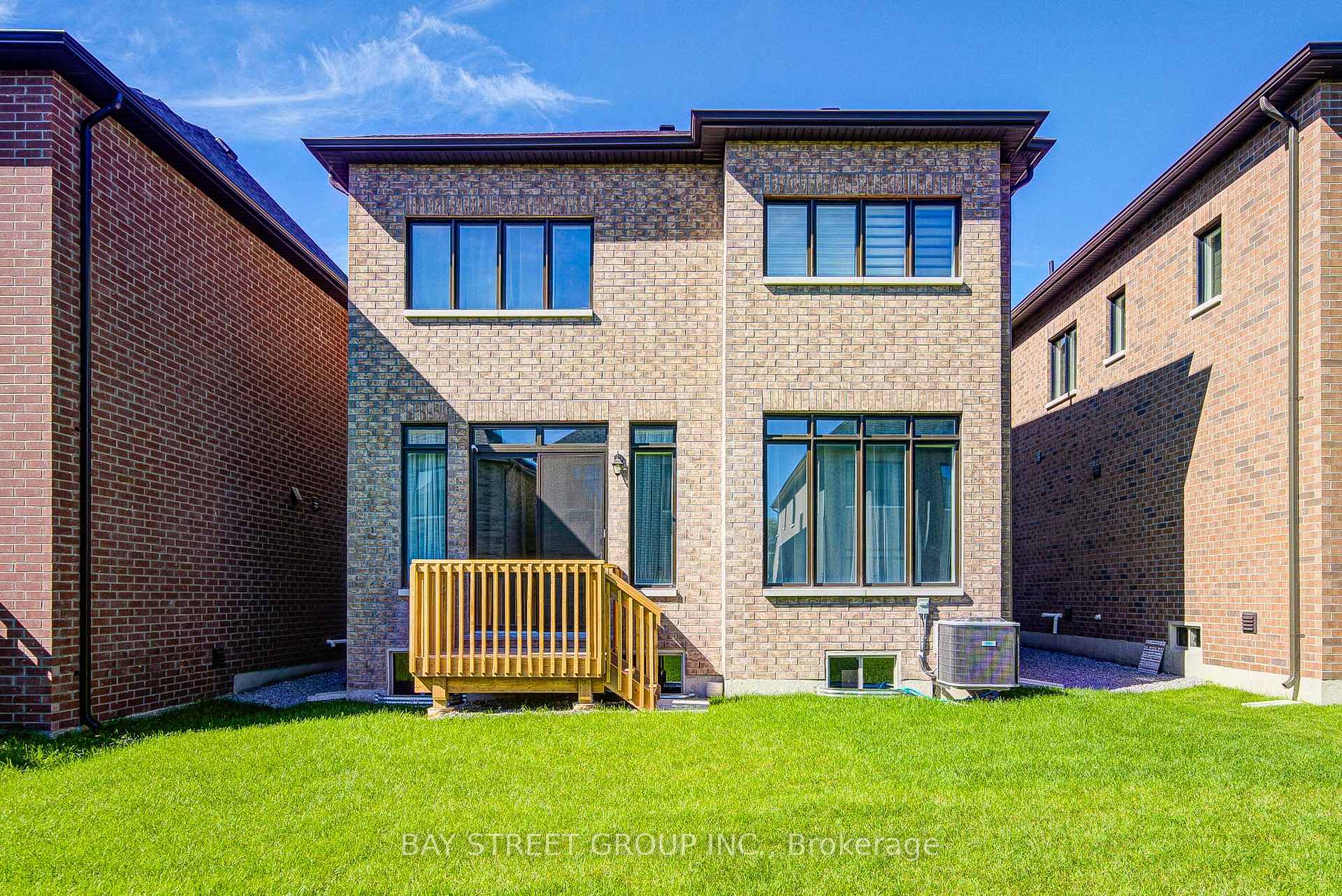 Photo 93 of 427 Coronation Road, Whitby, Rural Whitby — HOMEH