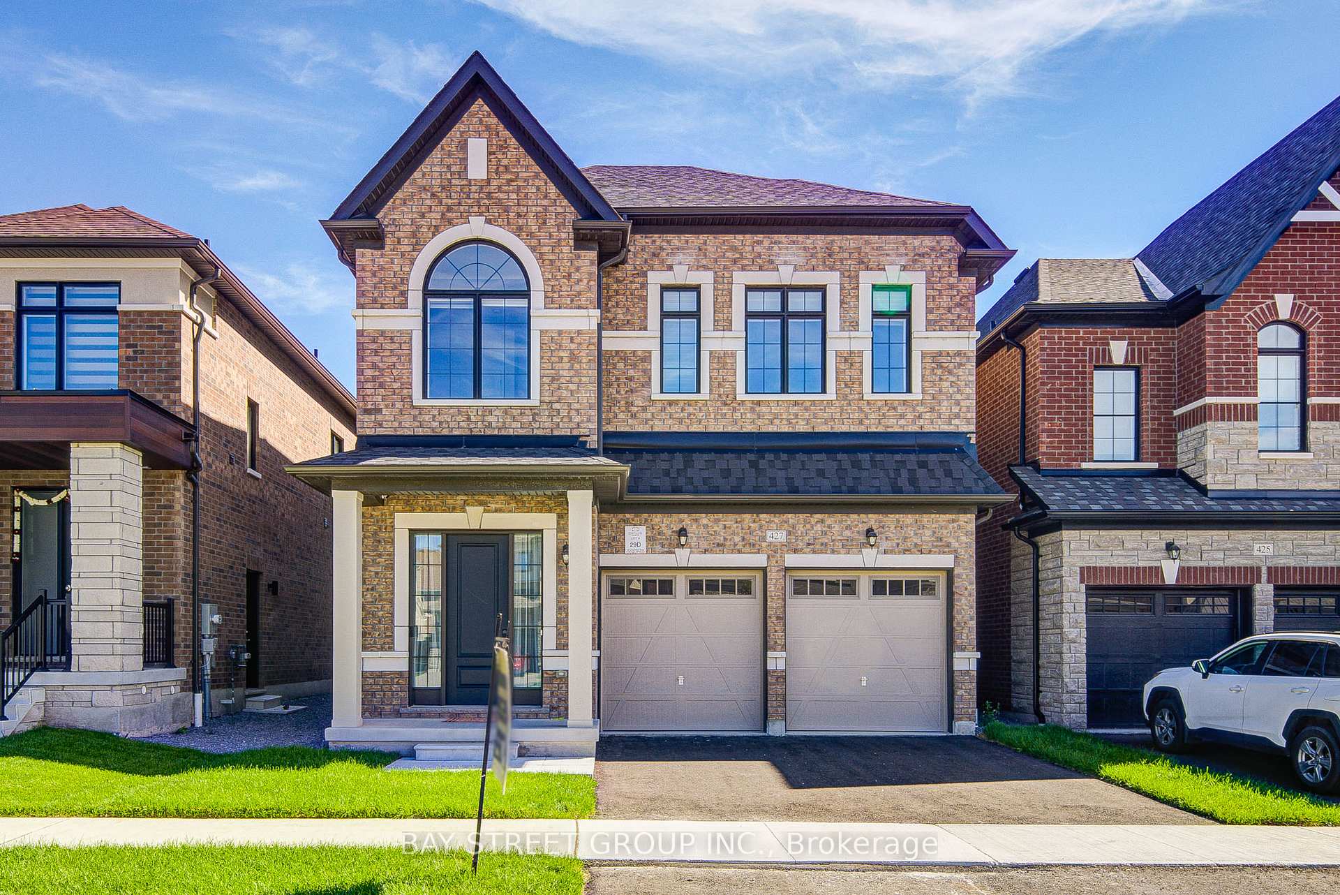 Photo 2 of 427 Coronation Road, Whitby, Rural Whitby — HOMEH