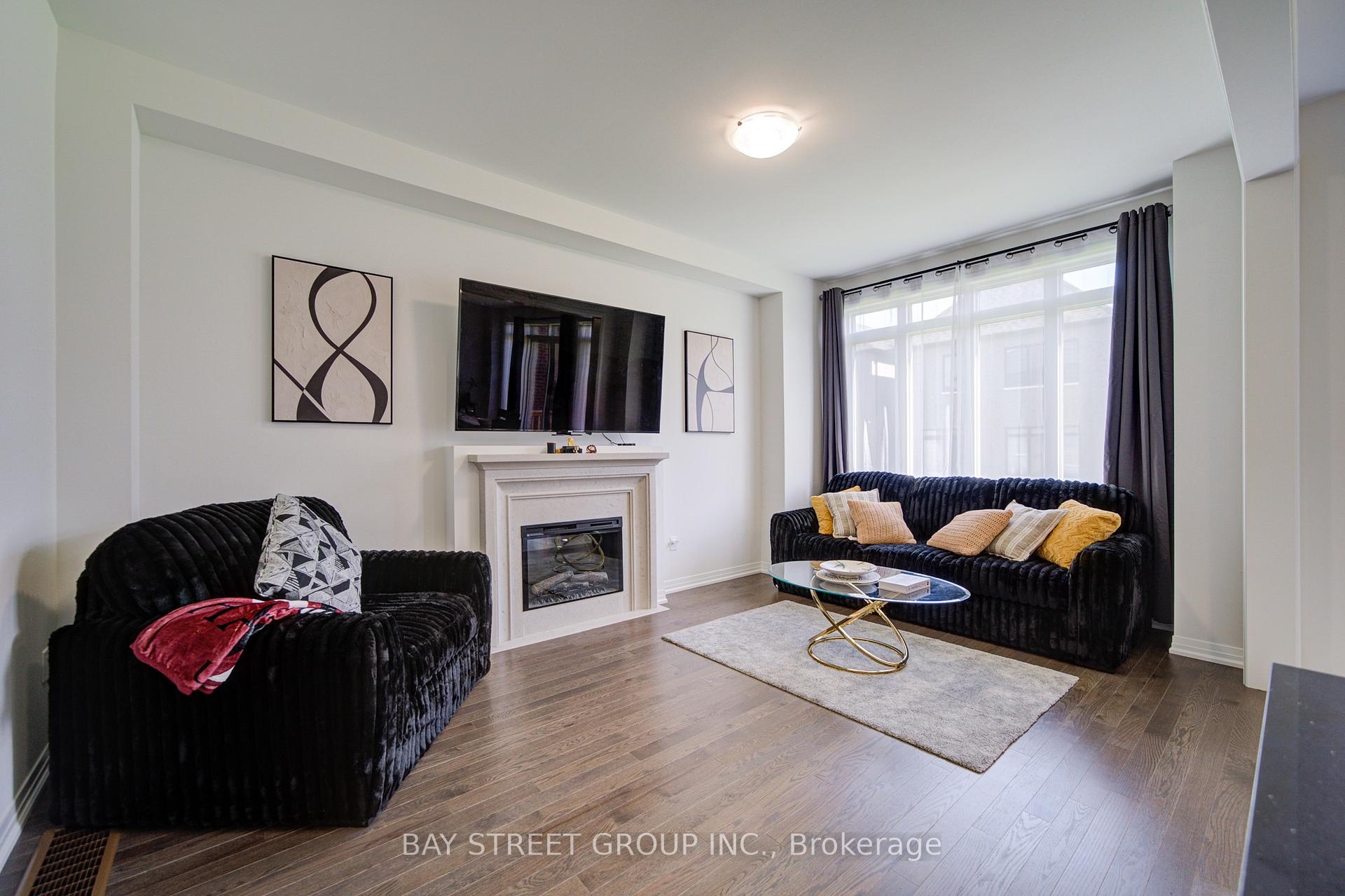 Photo 18 of 427 Coronation Road, Whitby, Rural Whitby — HOMEH