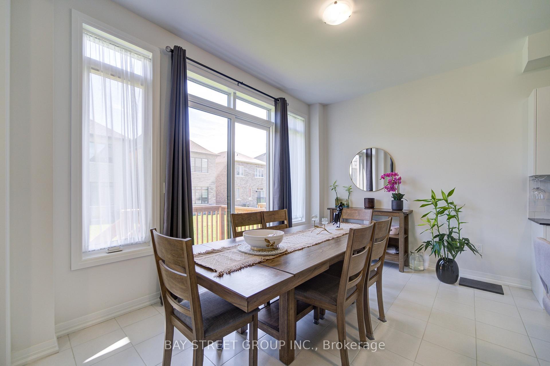 Photo 32 of 427 Coronation Road, Whitby, Rural Whitby — HOMEH