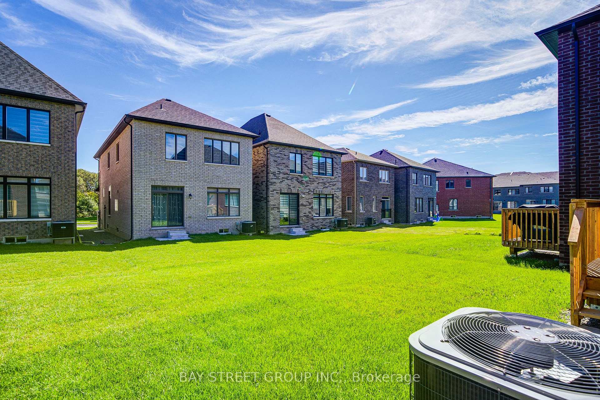 Photo 92 of 427 Coronation Road, Whitby, Rural Whitby — HOMEH