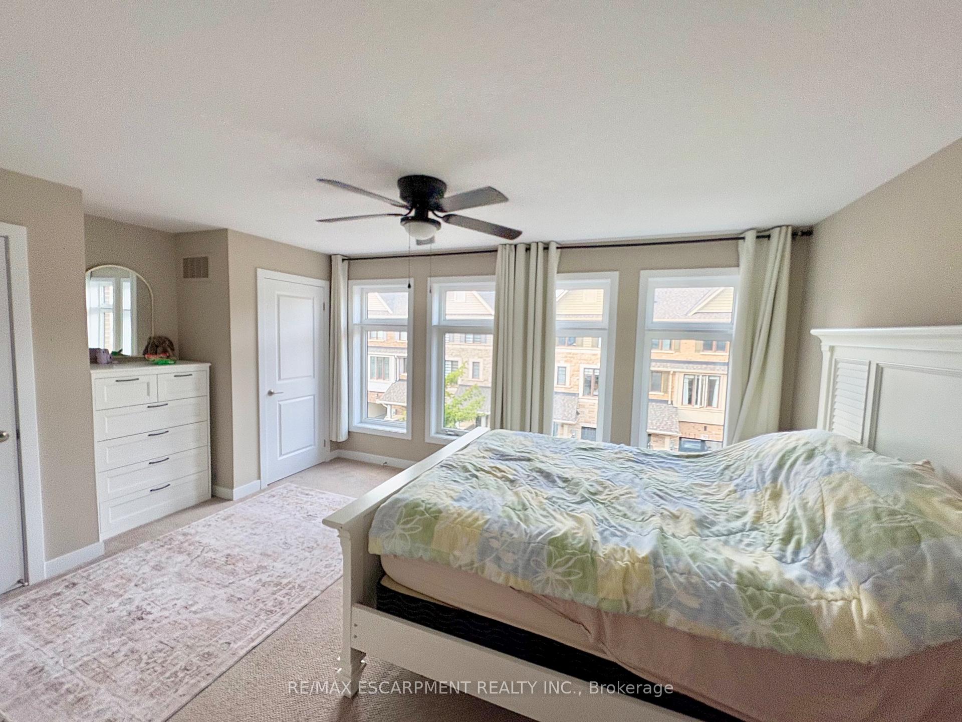 Photo 11 of 69 Esplanade Lane, Grimsby, Grimsby Beach — HOMEH