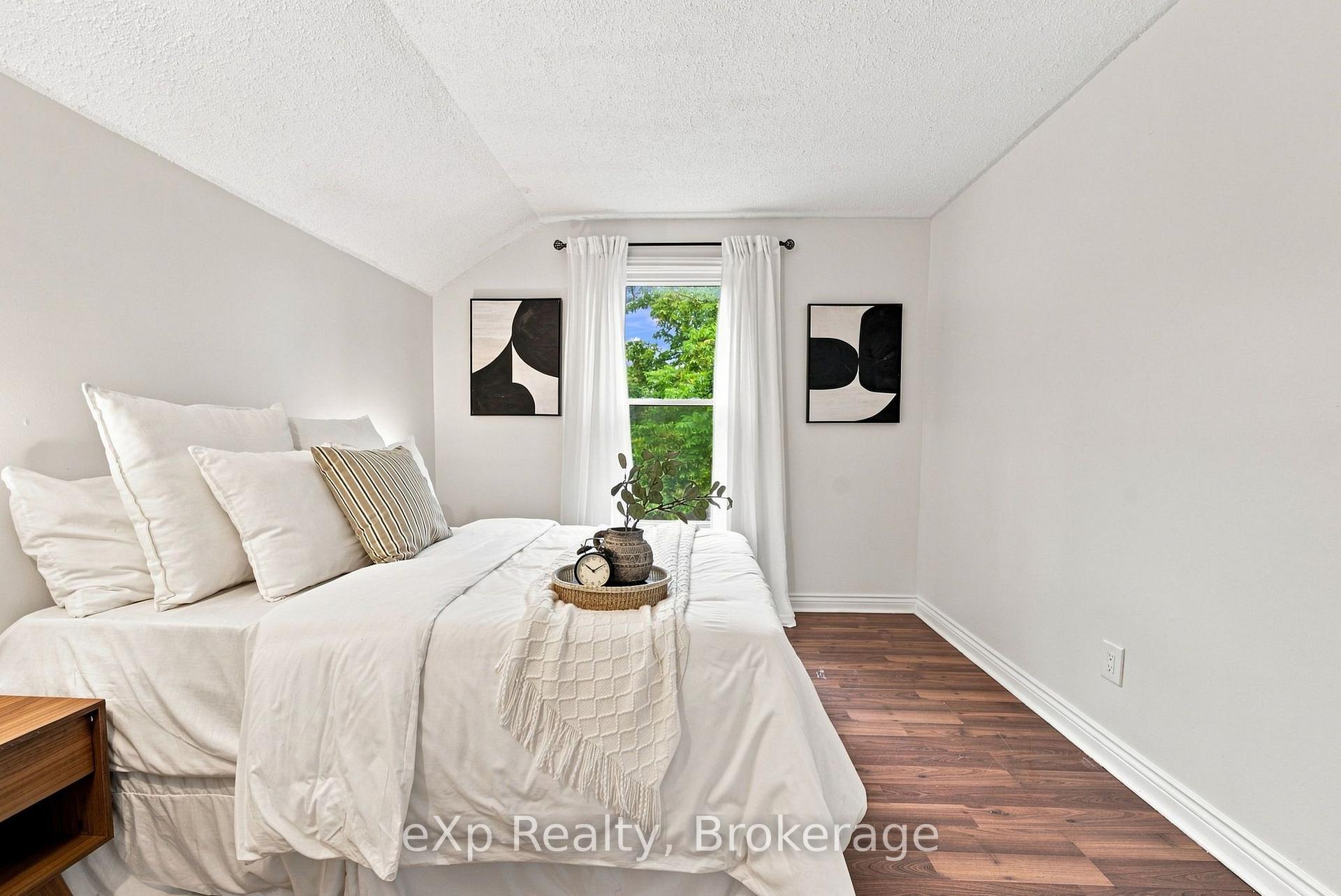 Photo 23 of 463 Division Street, Cobourg — HOMEH