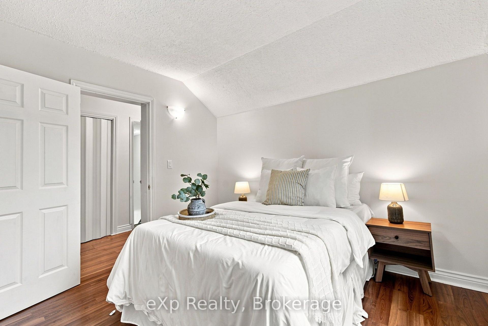 Photo 24 of 463 Division Street, Cobourg — HOMEH