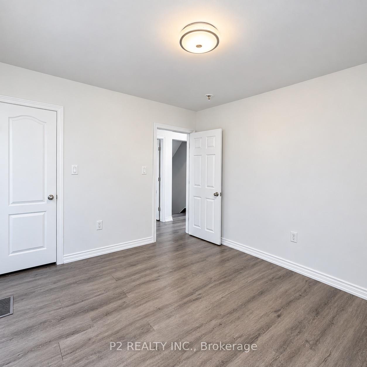 Photo 10 of 85 Park Avenue, St. Catharines, Secord Woods — HOMEH