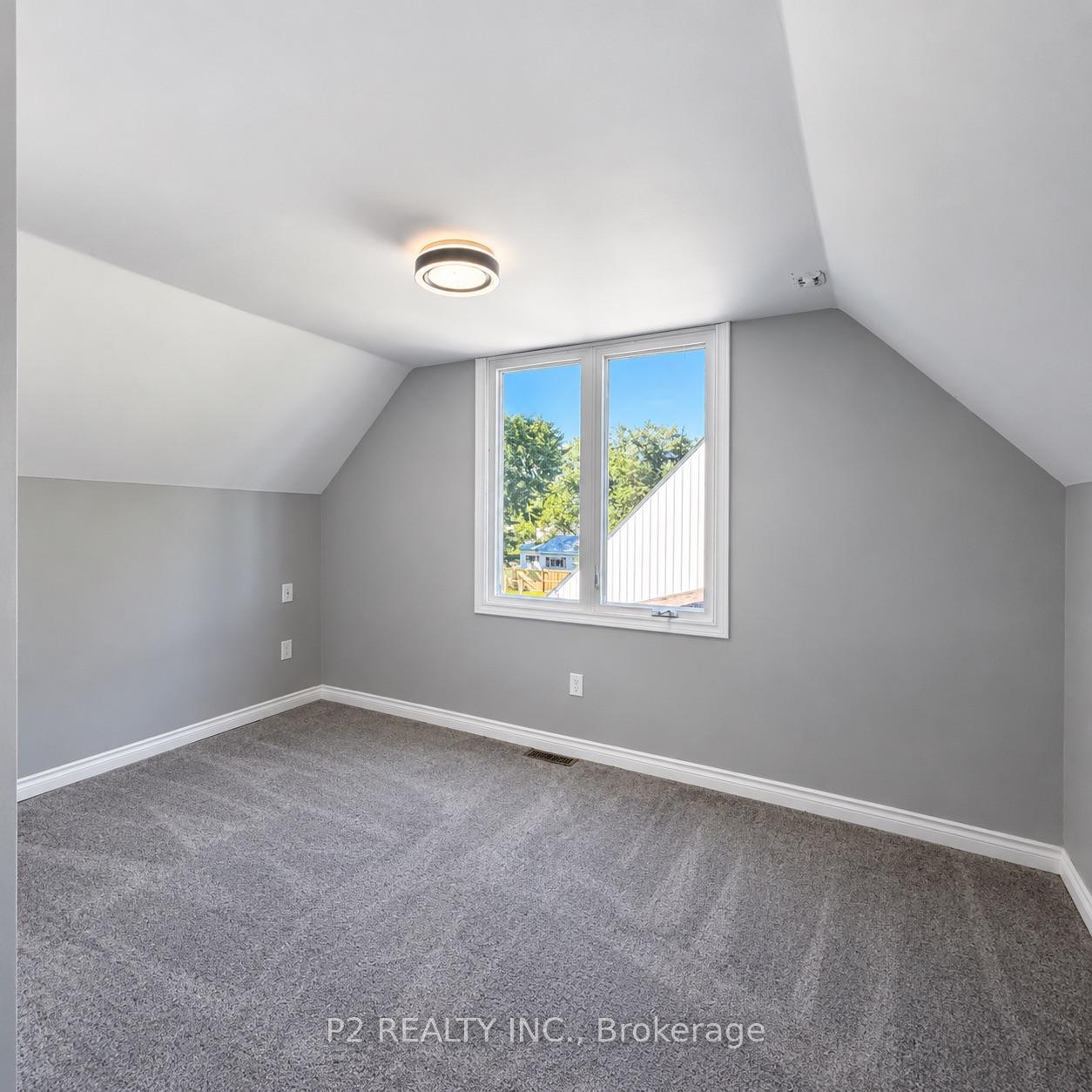 Photo 12 of 85 Park Avenue, St. Catharines, Secord Woods — HOMEH