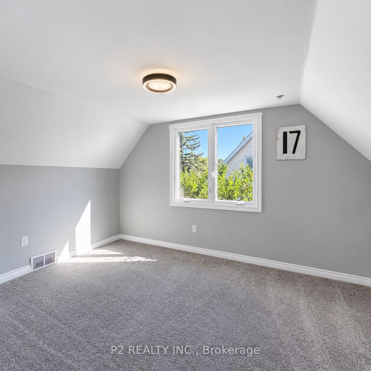Photo 15 of 85 Park Avenue, St. Catharines, Secord Woods — HOMEH