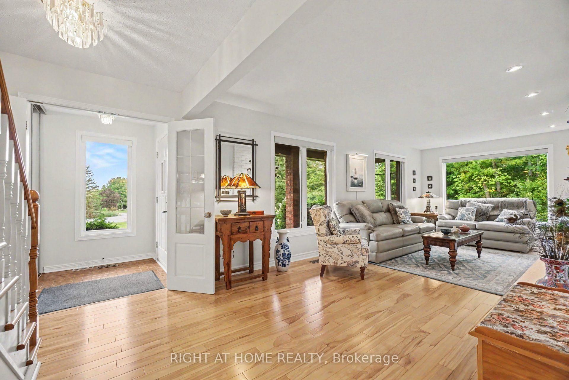 Photo 5 of 1275 Byrnes Terrace, Ottawa, Cumberland Estates — HOMEH