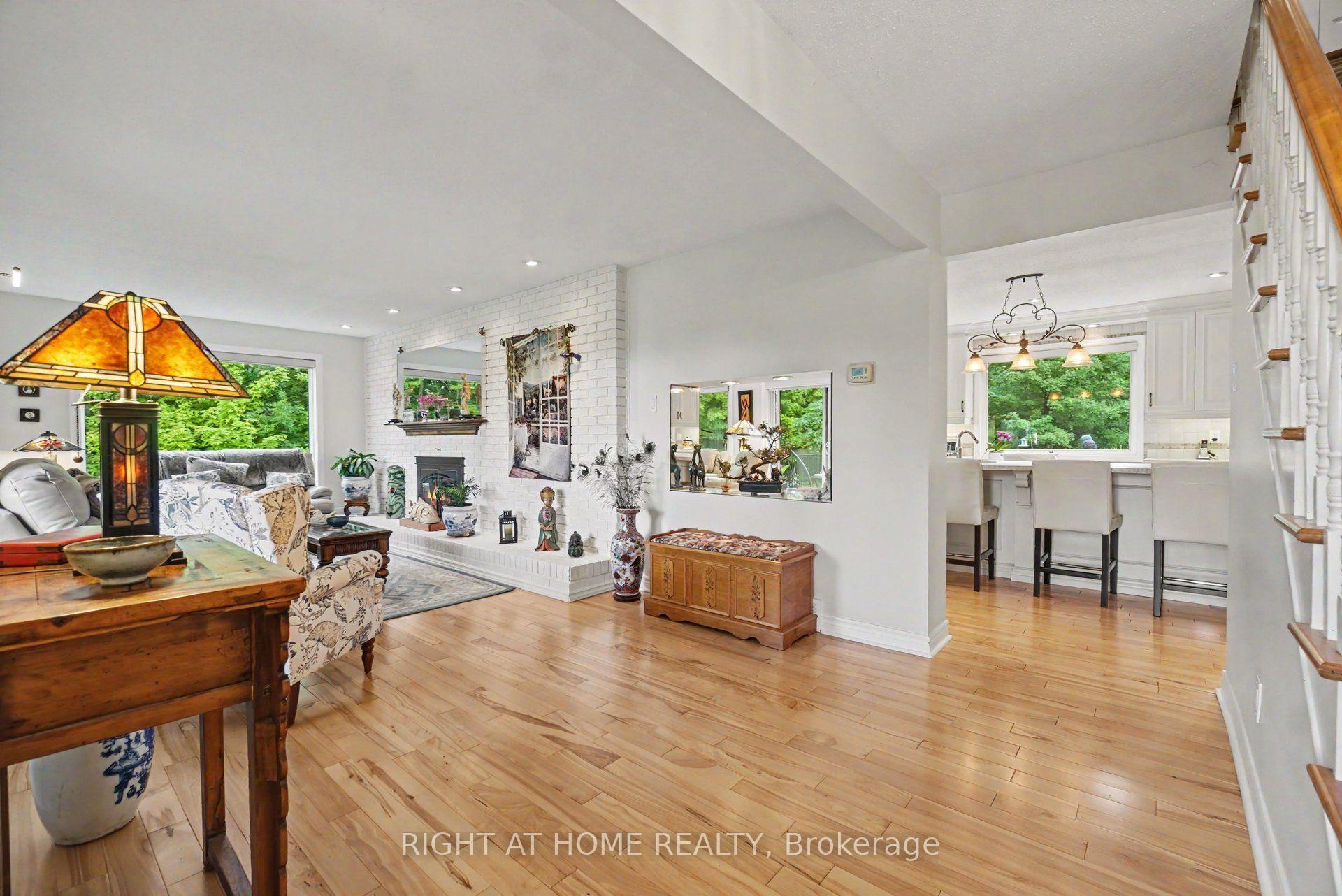 Photo 7 of 1275 Byrnes Terrace, Ottawa, Cumberland Estates — HOMEH