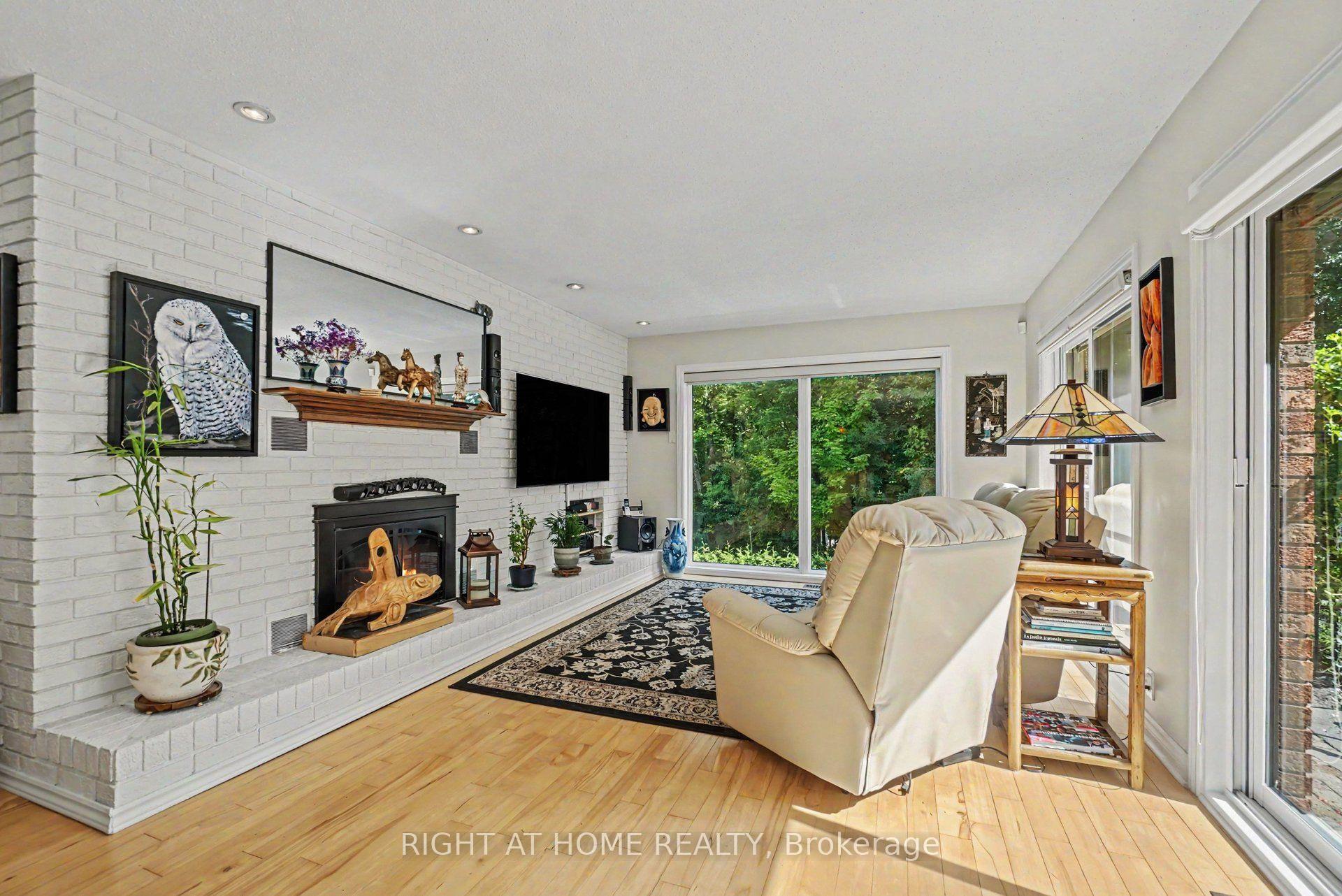 Photo 12 of 1275 Byrnes Terrace, Ottawa, Cumberland Estates — HOMEH