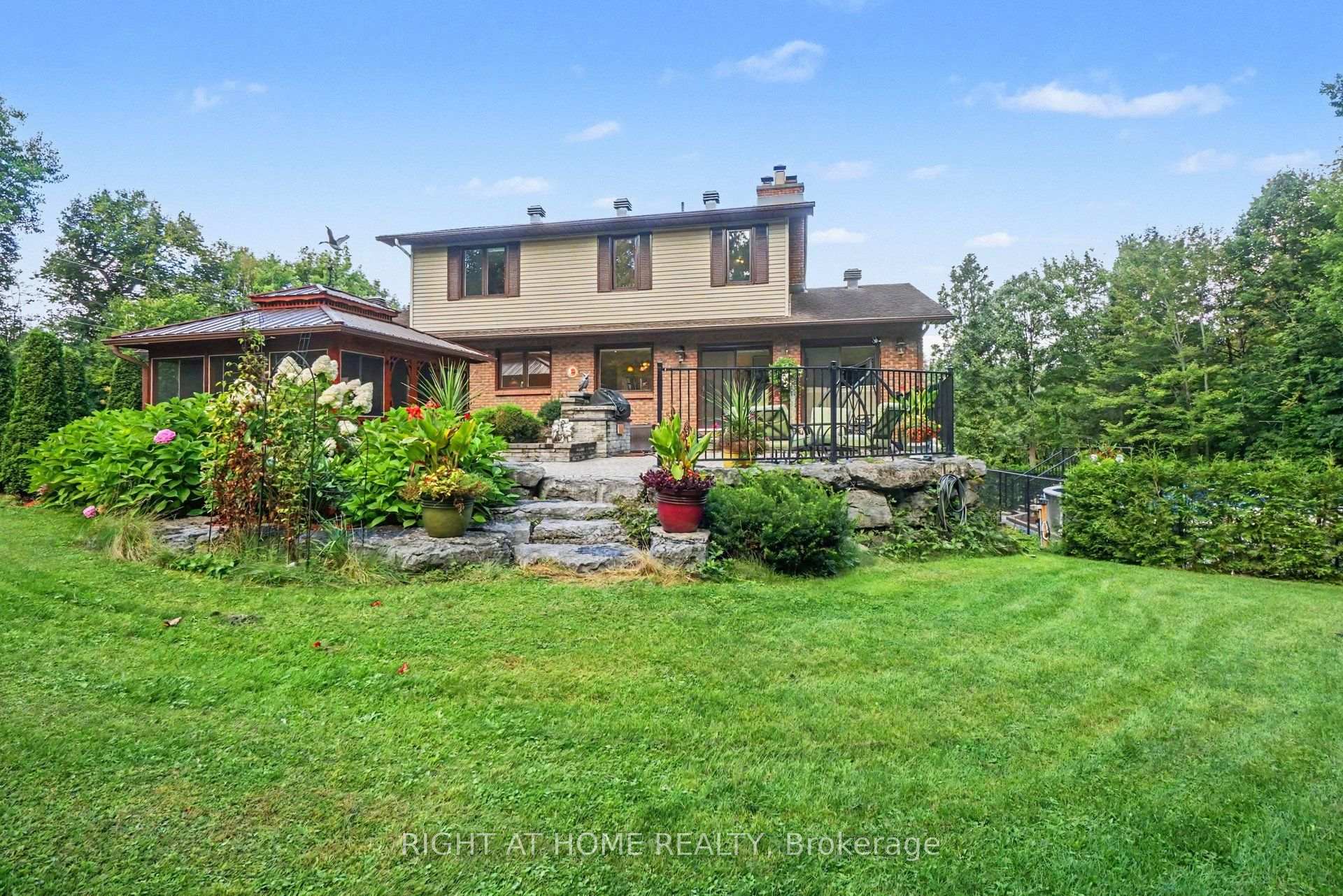 Photo 34 of 1275 Byrnes Terrace, Ottawa, Cumberland Estates — HOMEH