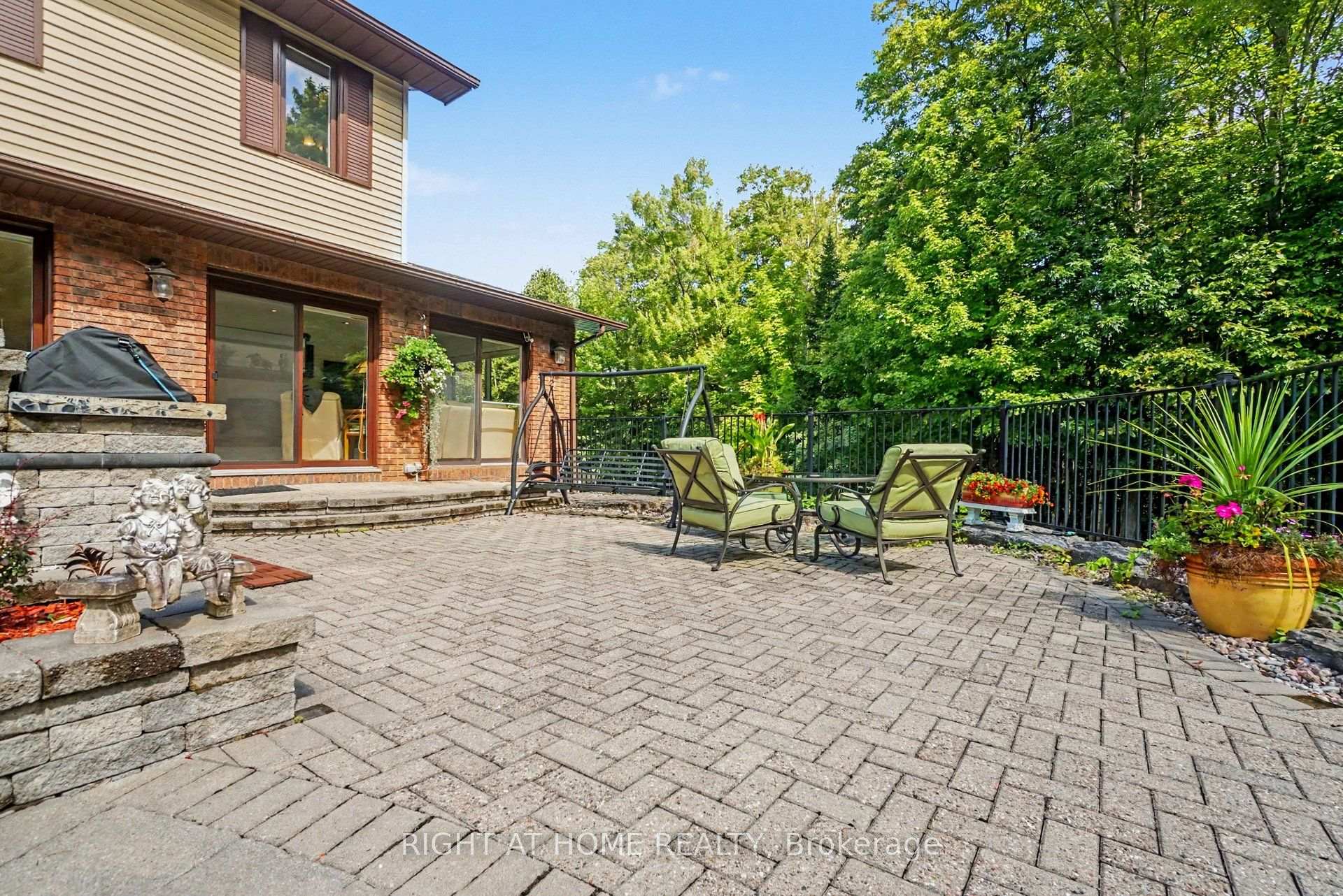 Photo 38 of 1275 Byrnes Terrace, Ottawa, Cumberland Estates — HOMEH