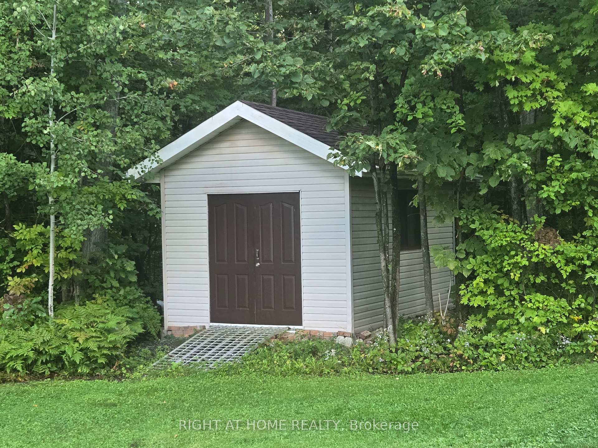 Photo 41 of 1275 Byrnes Terrace, Ottawa, Cumberland Estates — HOMEH