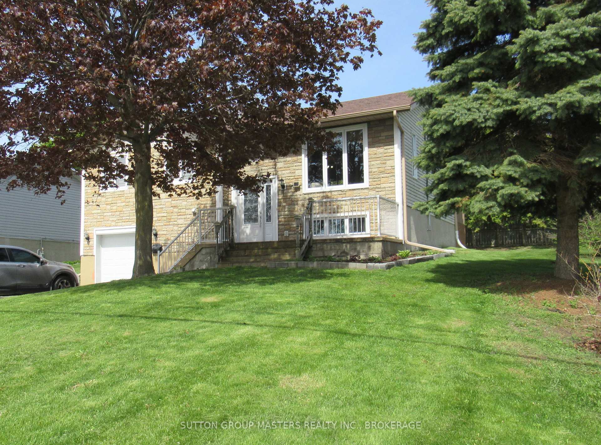 Photo 1 of 4571 Bath Road, Loyalist, Amherstview — HOMEH