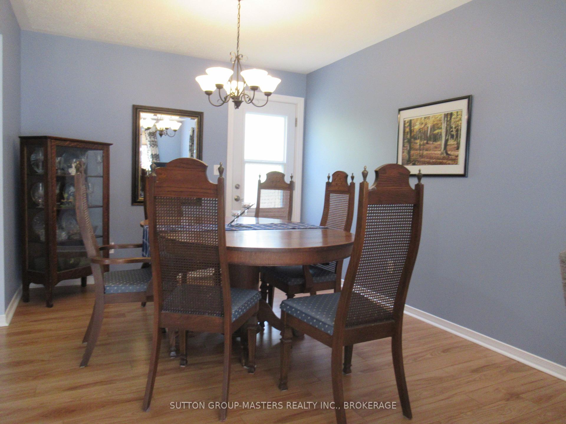 Photo 4 of 4571 Bath Road, Loyalist, Amherstview — HOMEH