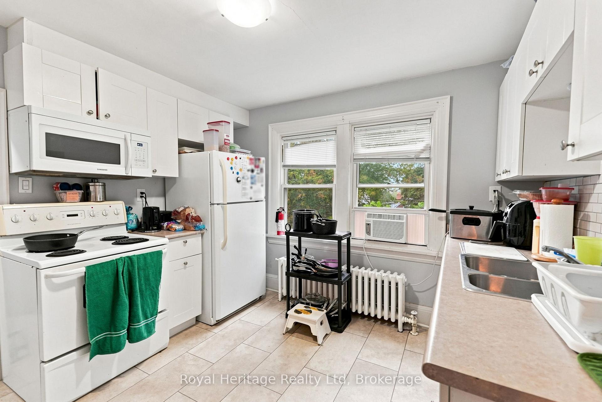 Photo 7 of 117 Park Road N, Oshawa, McLaughlin — HOMEH
