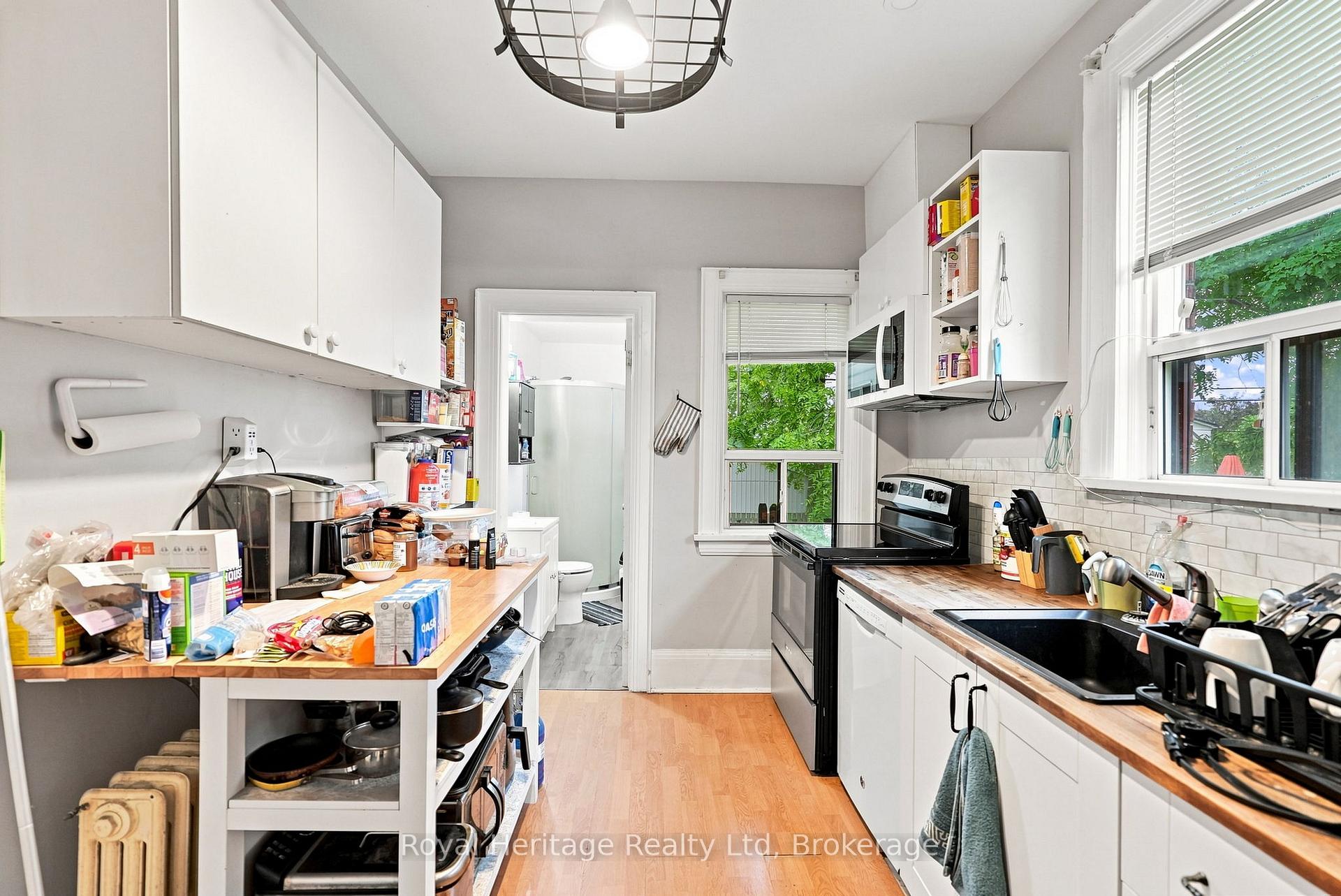 Photo 9 of 117 Park Road N, Oshawa, McLaughlin — HOMEH