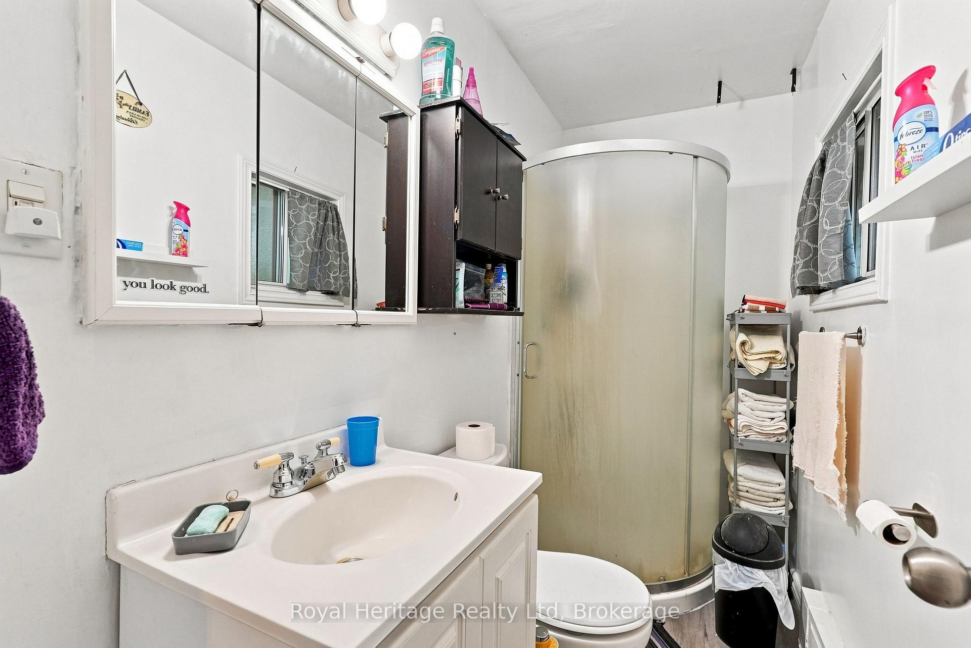 Photo 24 of 117 Park Road N, Oshawa, McLaughlin — HOMEH