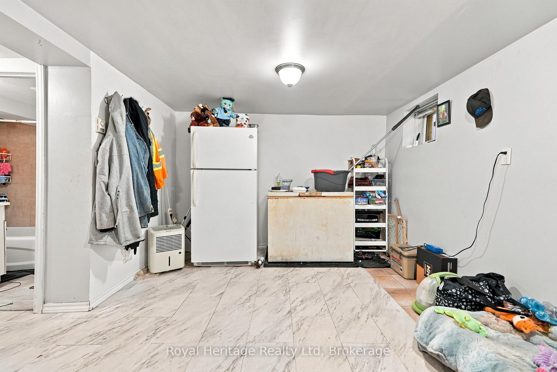 Photo 27 of 117 Park Road N, Oshawa, McLaughlin — HOMEH