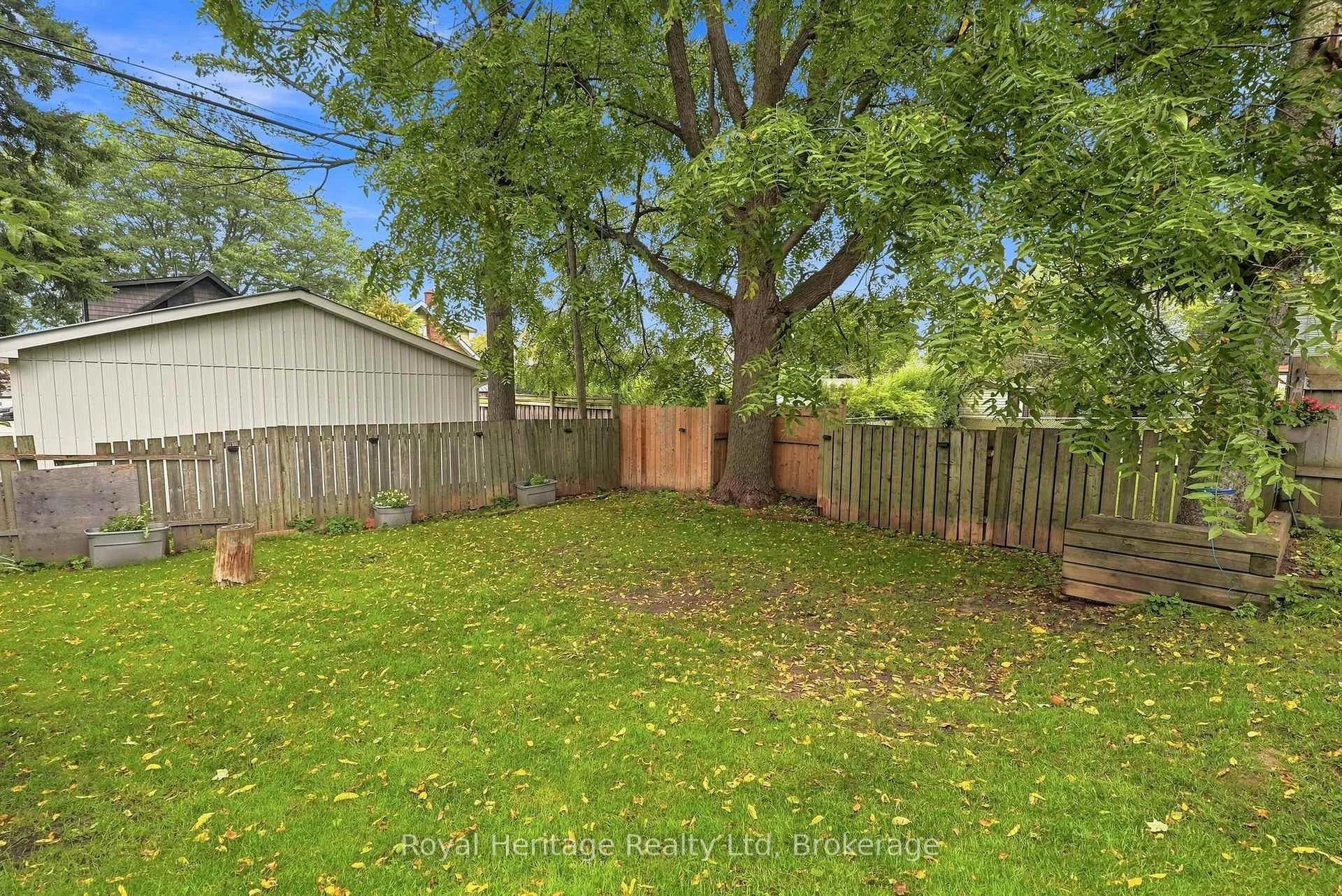 Photo 46 of 117 Park Road N, Oshawa, McLaughlin — HOMEH