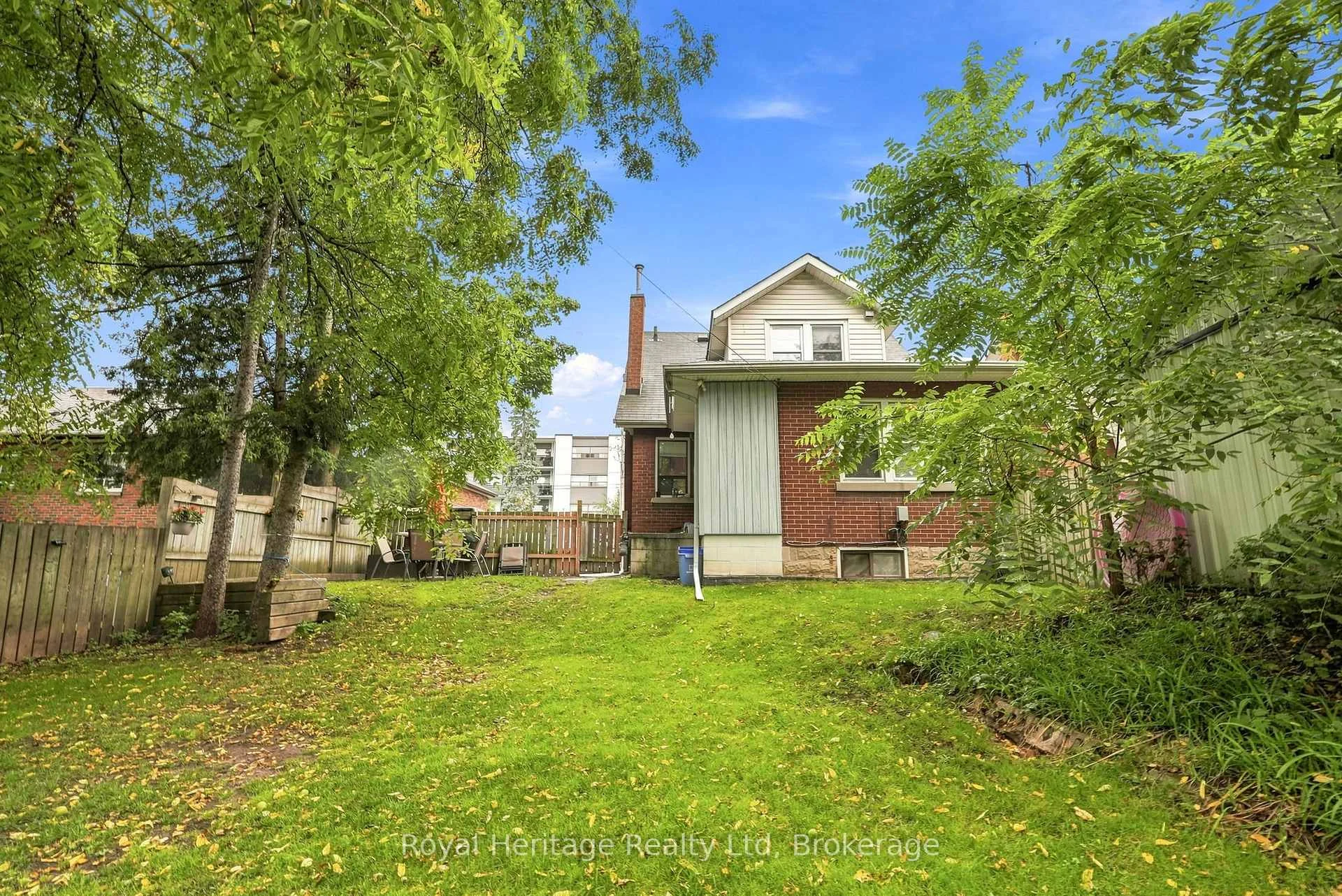 Photo 47 of 117 Park Road N, Oshawa, McLaughlin — HOMEH