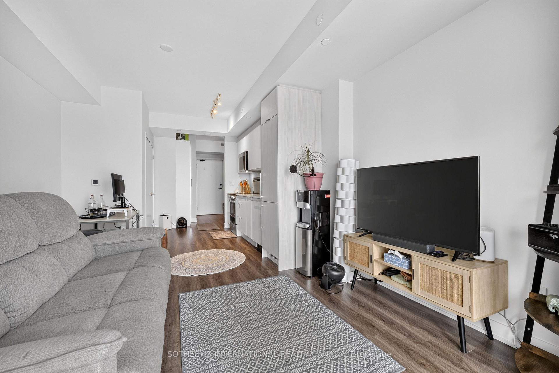Photo 10 of Unit 3905, 430 Square One Drive, Mississauga, City Centre — HOMEH