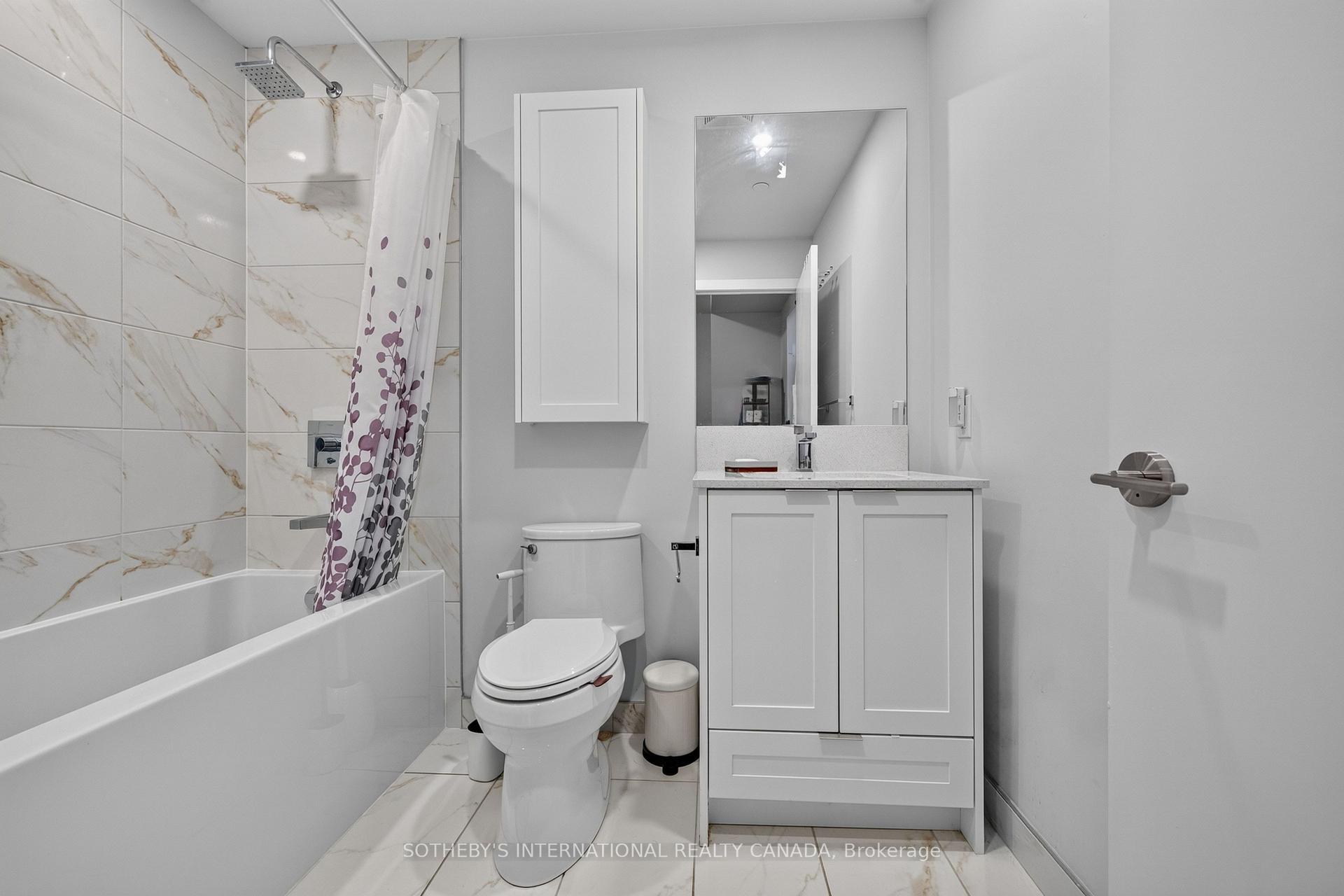 Photo 13 of Unit 3905, 430 Square One Drive, Mississauga, City Centre — HOMEH