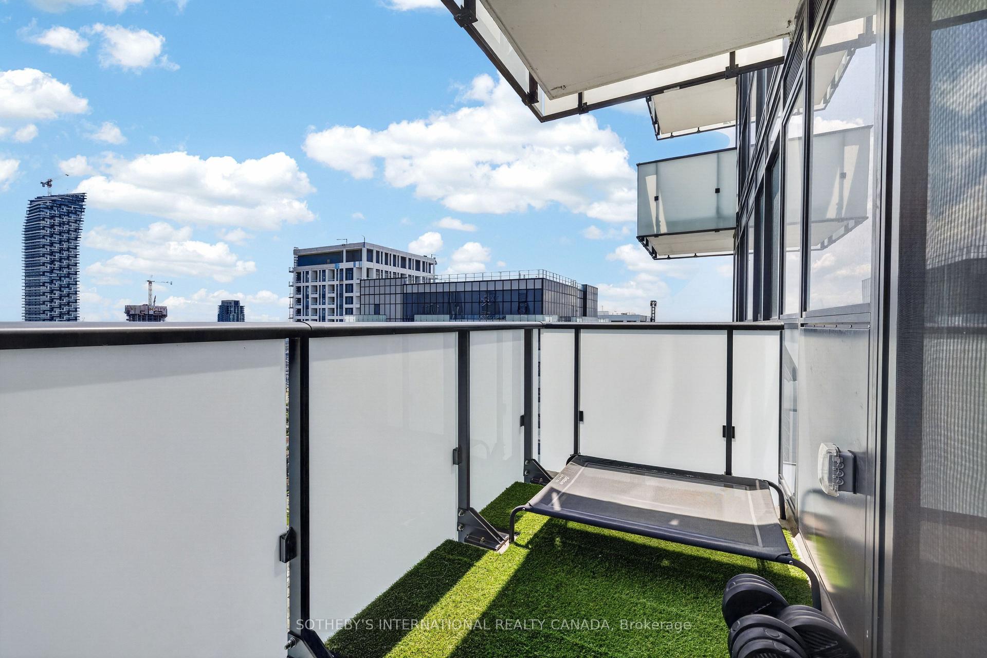 Photo 15 of Unit 3905, 430 Square One Drive, Mississauga, City Centre — HOMEH