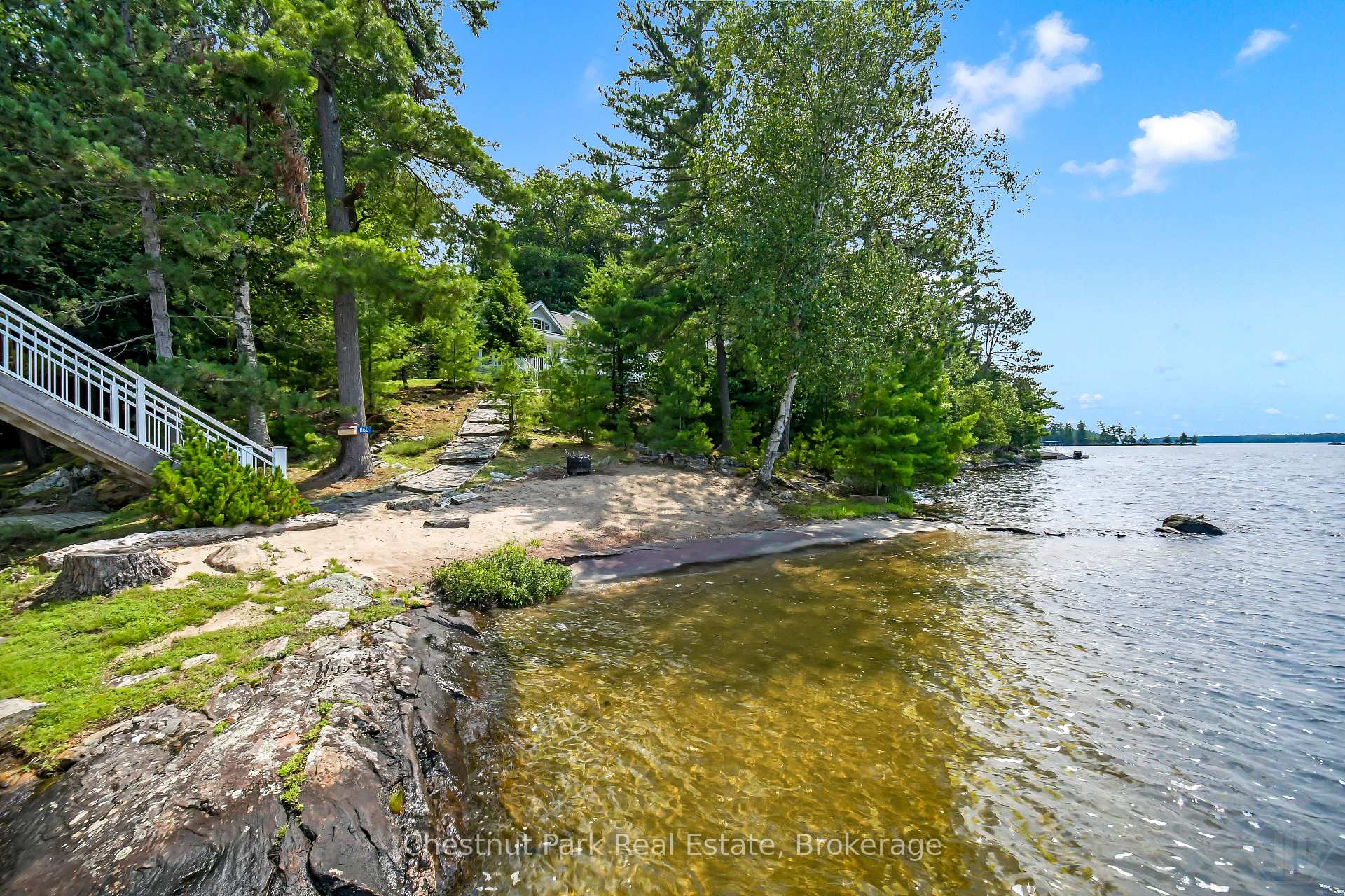 Photo 10 of 1160 Eilean Gowan Island, Bracebridge, Monck (Bracebridge) — HOMEH