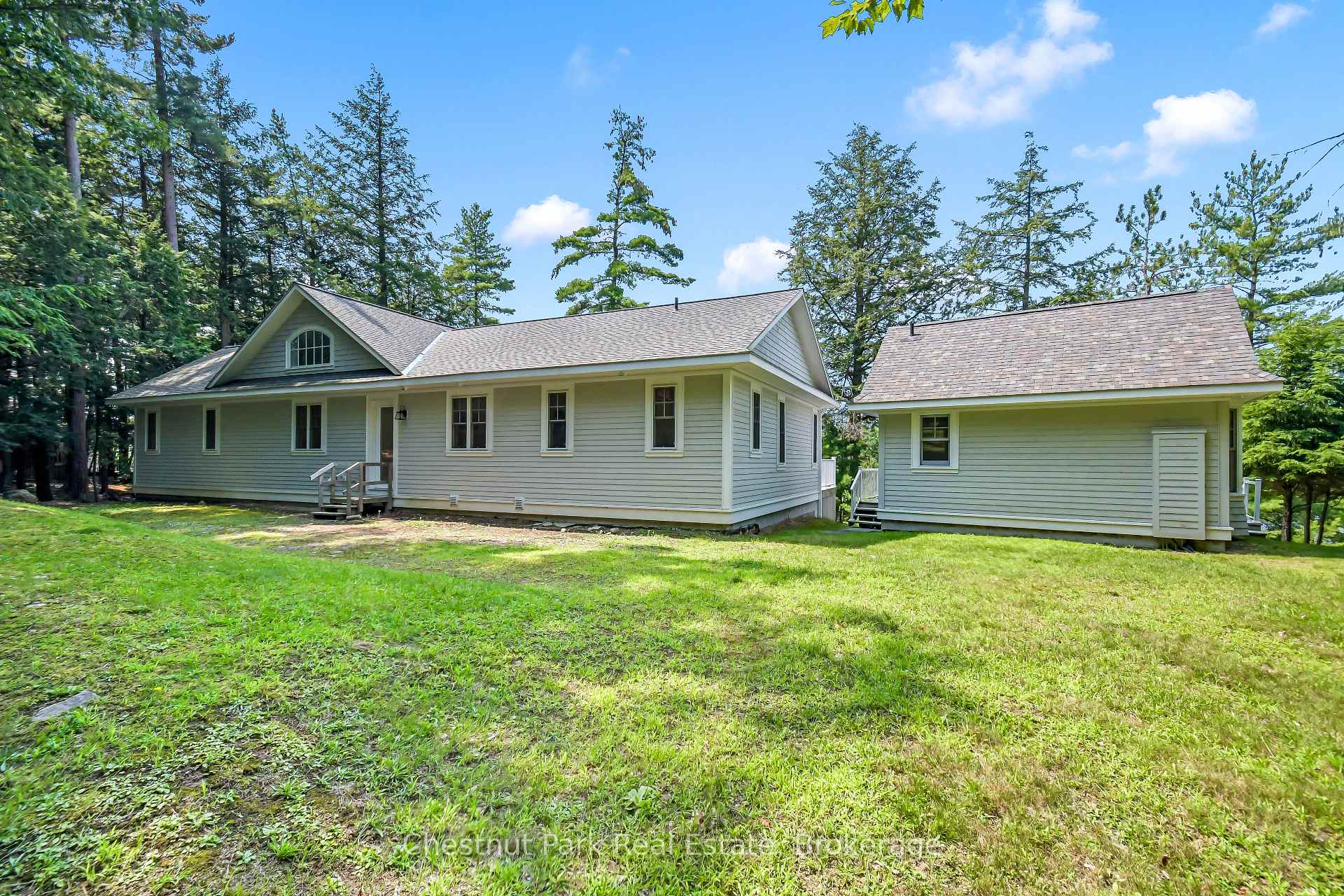 Photo 32 of 1160 Eilean Gowan Island, Bracebridge, Monck (Bracebridge) — HOMEH