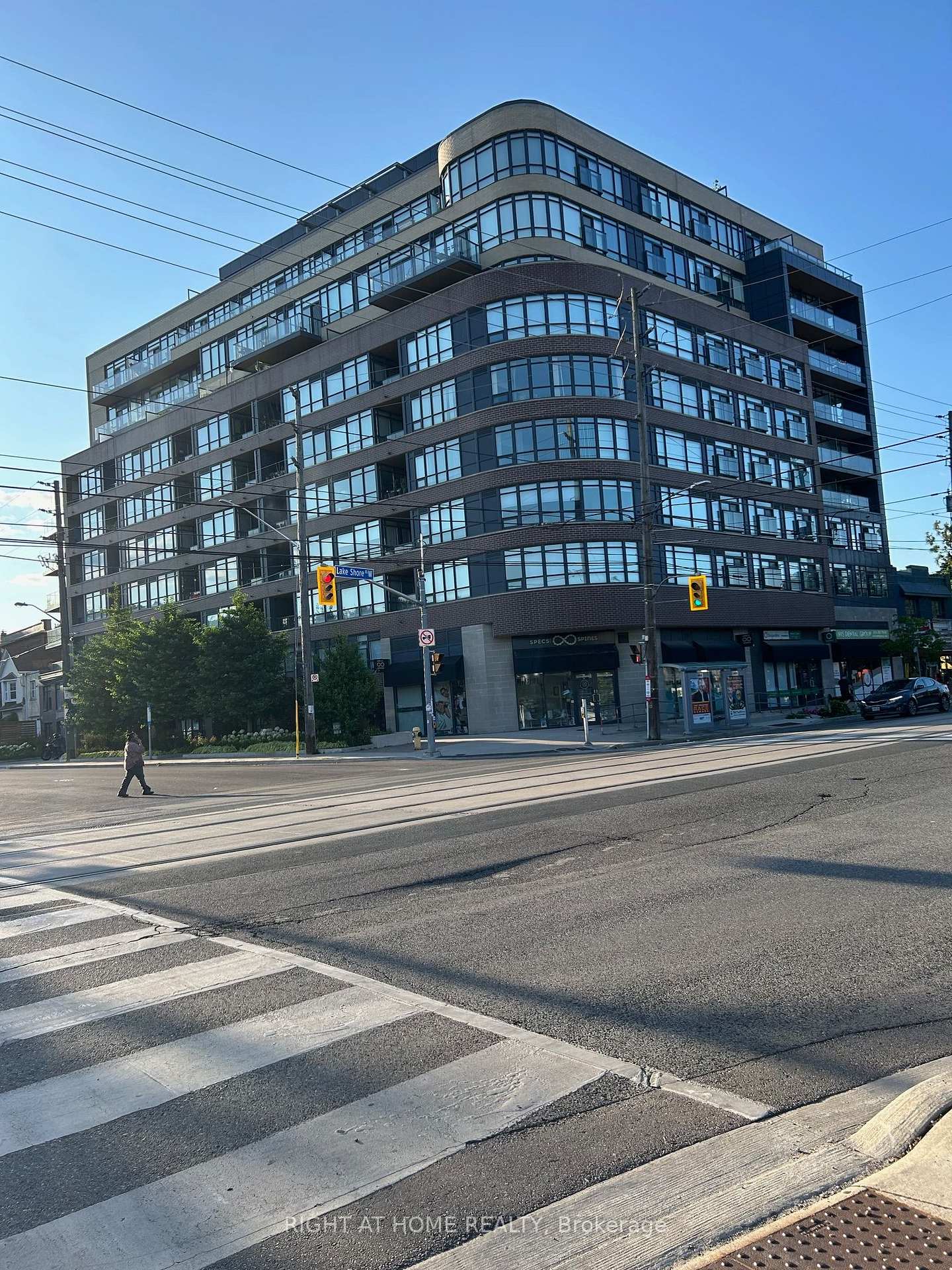 Photo of Unit 810, 11 Superior Avenue
