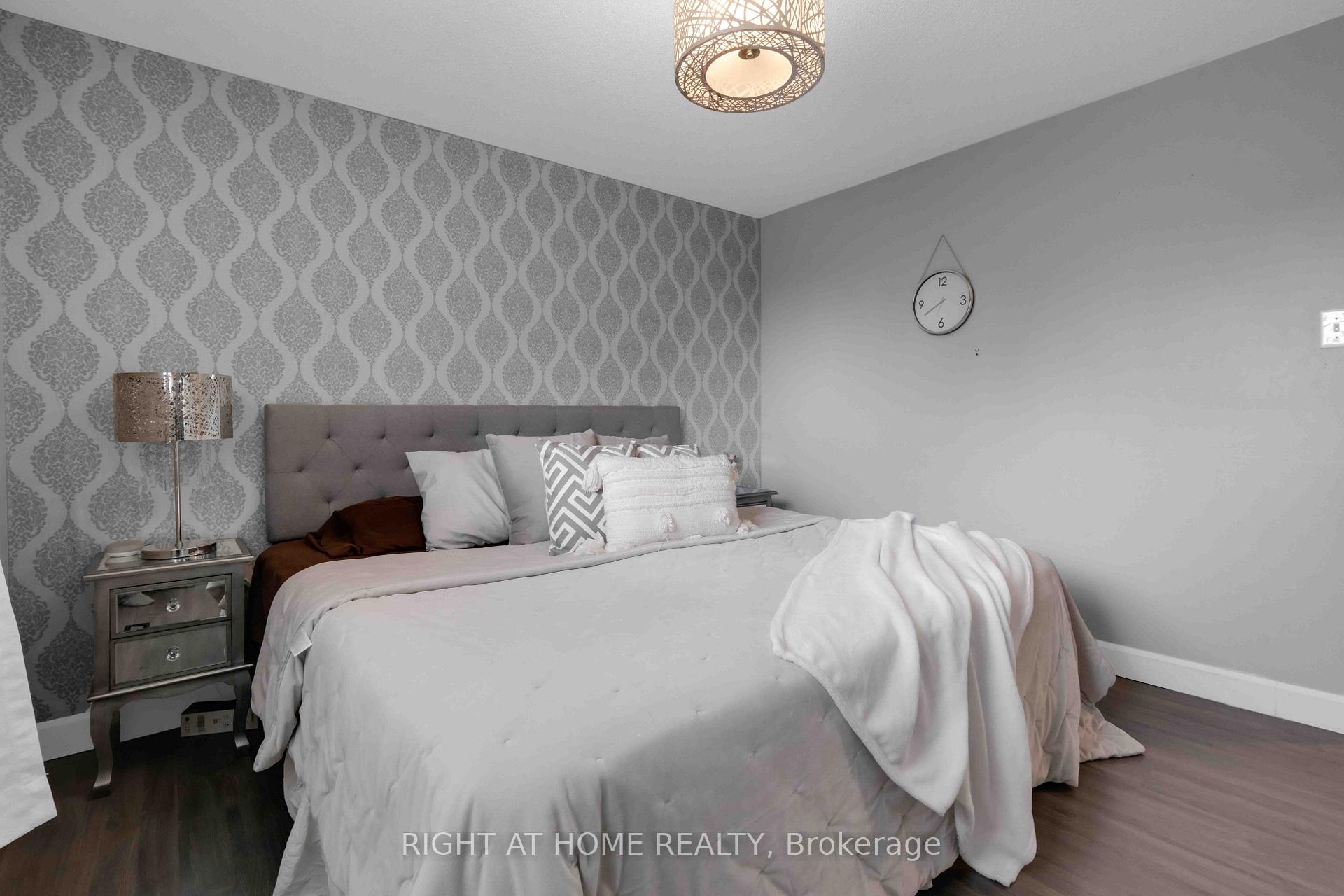 Photo 10 of Unit #4, 1055 Central Park Boulevard N, Oshawa, Centennial — HOMEH