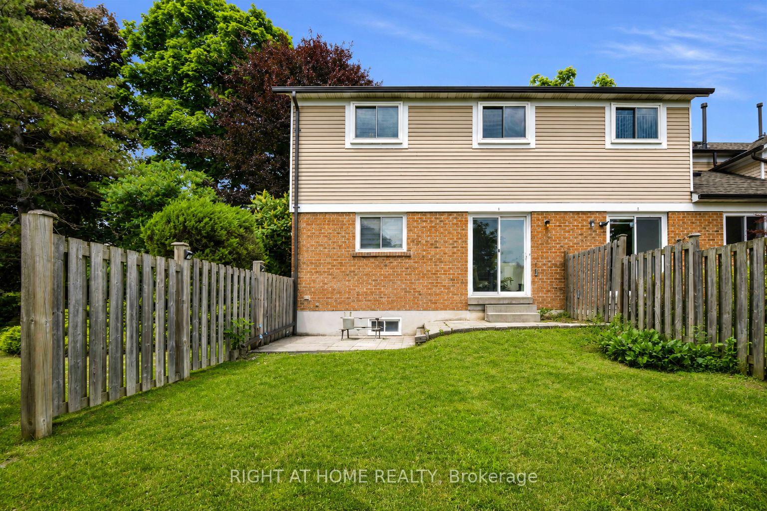 Photo 14 of Unit #4, 1055 Central Park Boulevard N, Oshawa, Centennial — HOMEH