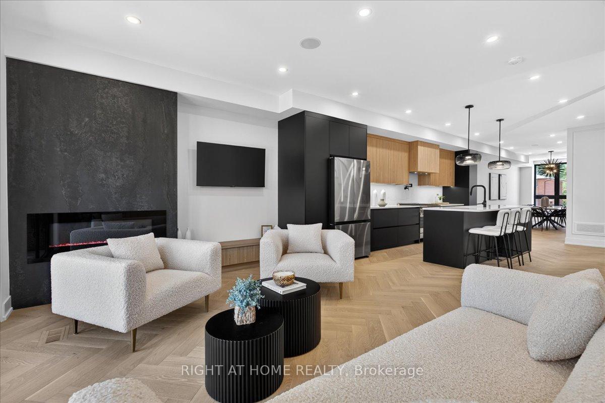 Photo 1 of 15B Rosemeade Avenue, Etobicoke, Stonegate-Queensway — HOMEH