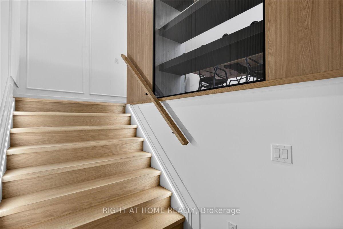 Photo 4 of 15B Rosemeade Avenue, Etobicoke, Stonegate-Queensway — HOMEH