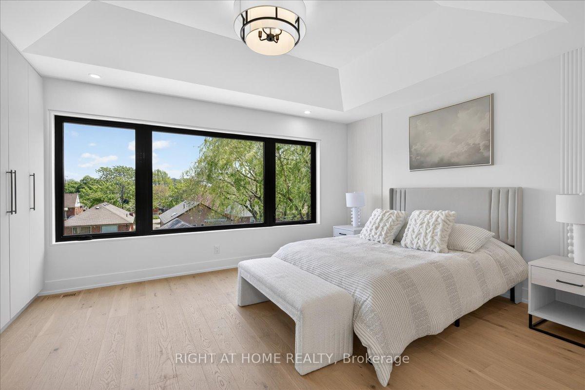 Photo 21 of 15B Rosemeade Avenue, Etobicoke, Stonegate-Queensway — HOMEH