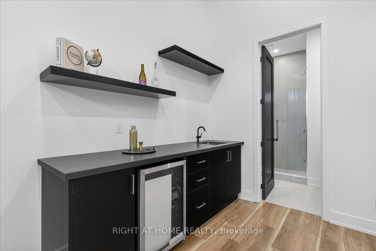 Photo 40 of 15B Rosemeade Avenue, Etobicoke, Stonegate-Queensway — HOMEH