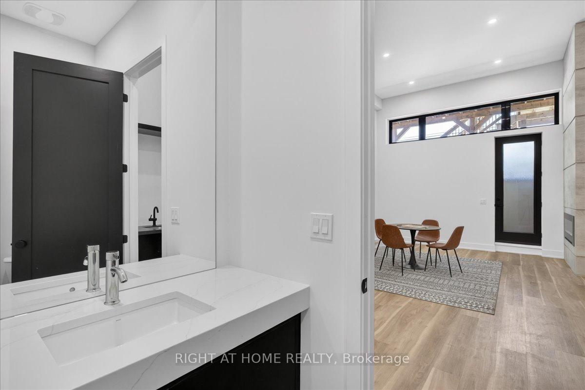 Photo 41 of 15B Rosemeade Avenue, Etobicoke, Stonegate-Queensway — HOMEH