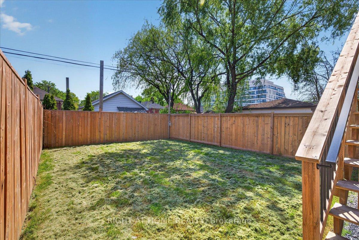 Photo 44 of 15B Rosemeade Avenue, Etobicoke, Stonegate-Queensway — HOMEH